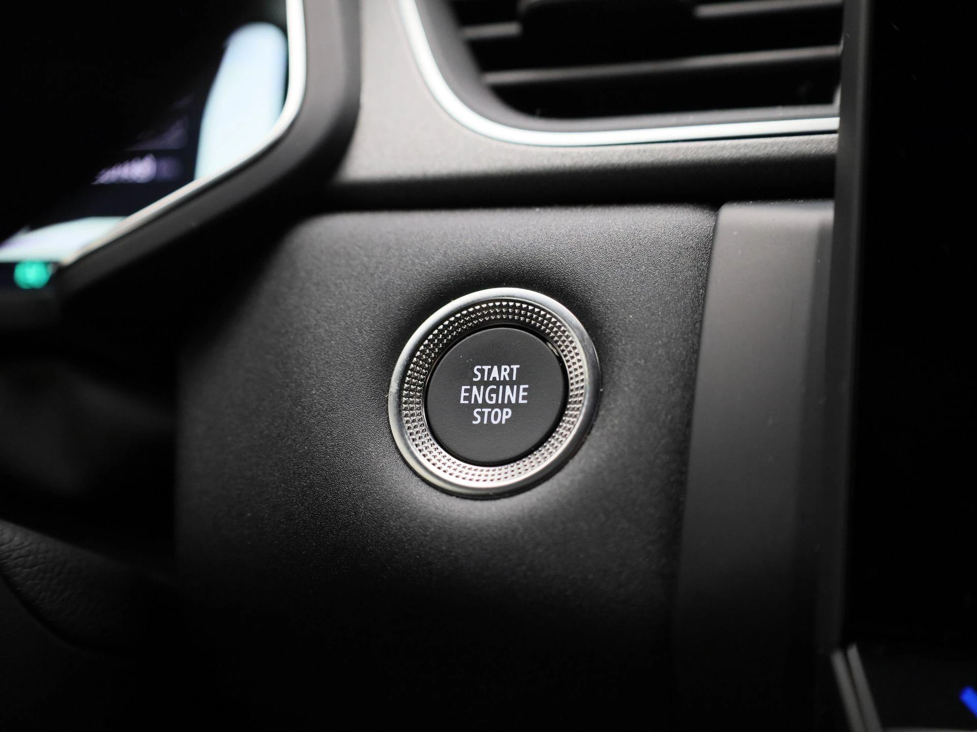 Renault-Captur-image-25