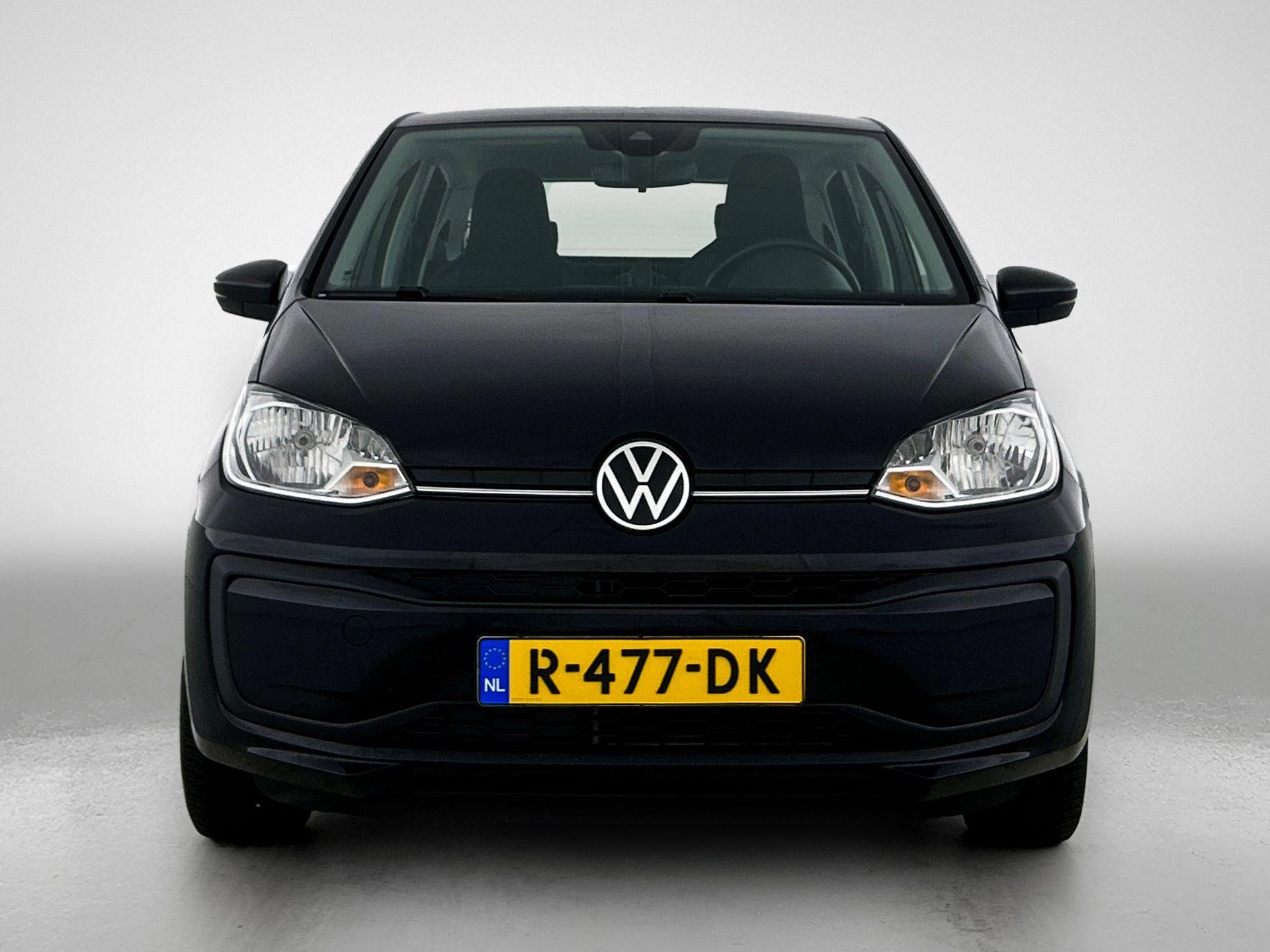 Volkswagen-up!-image-4