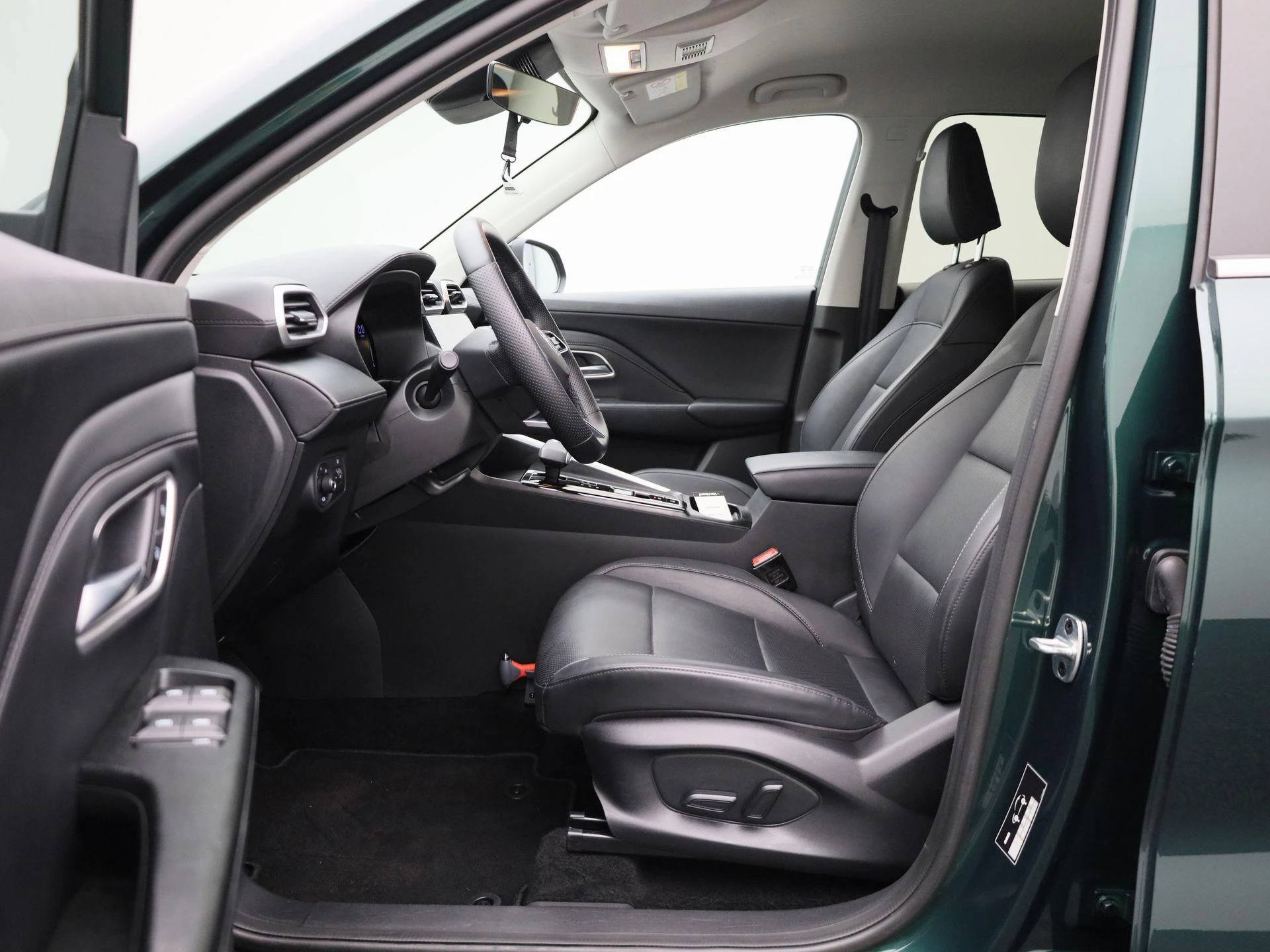 MG-ZS-image-10