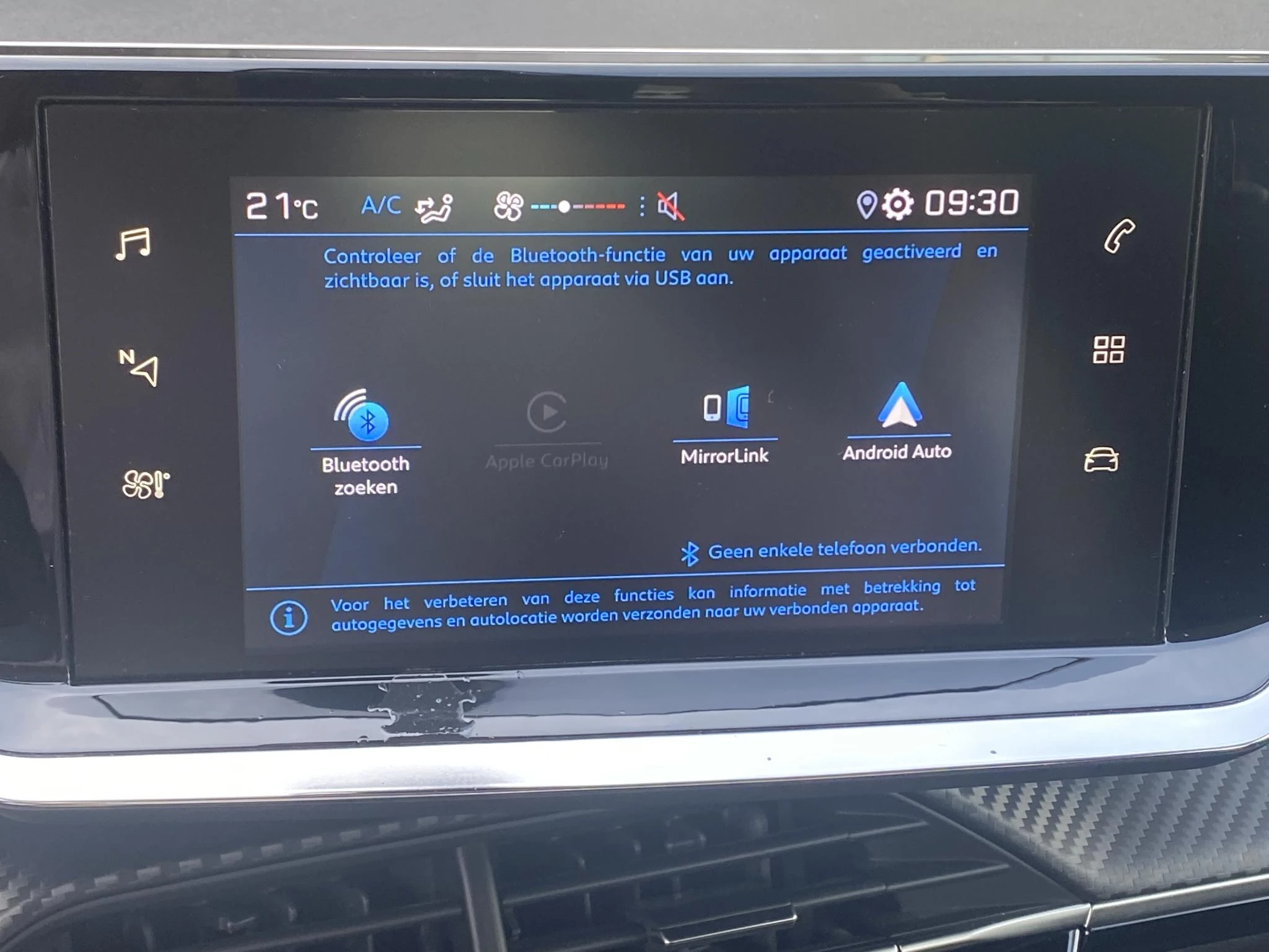 Peugeot-208-image-15