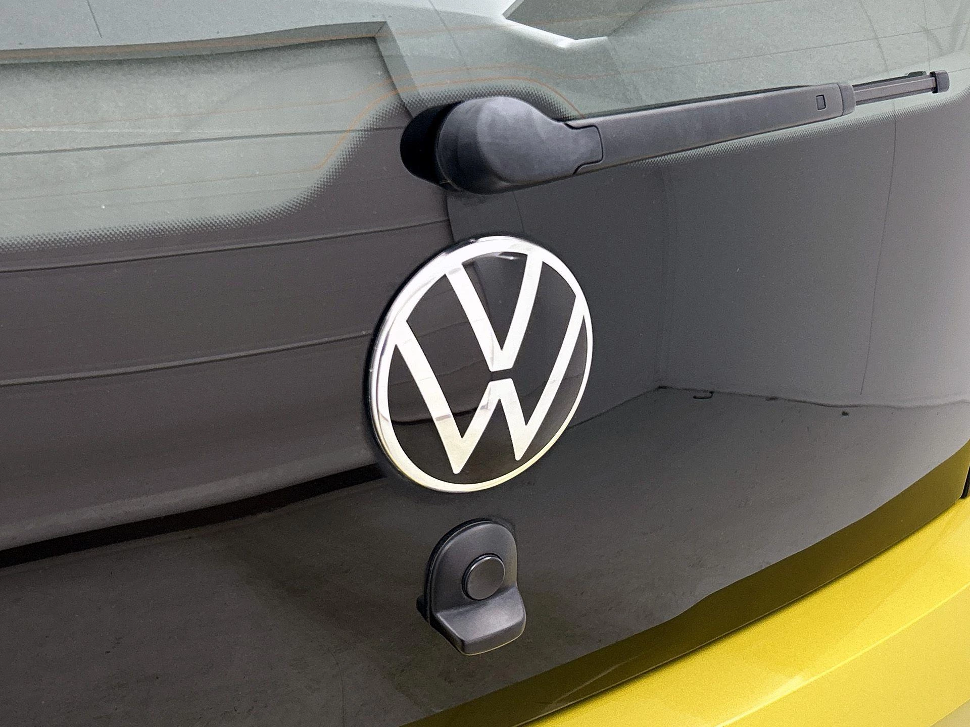 Volkswagen-up!-image-15