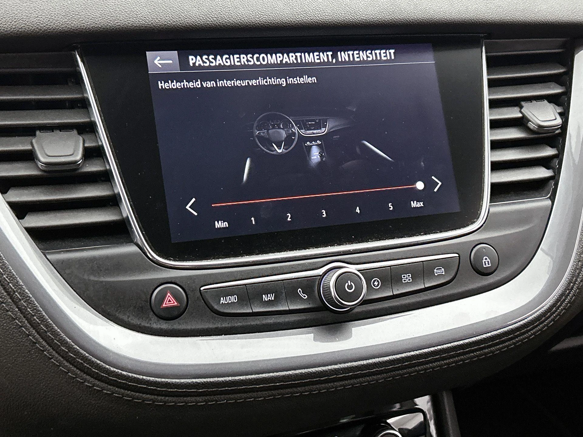Opel-Grandland X-image-34