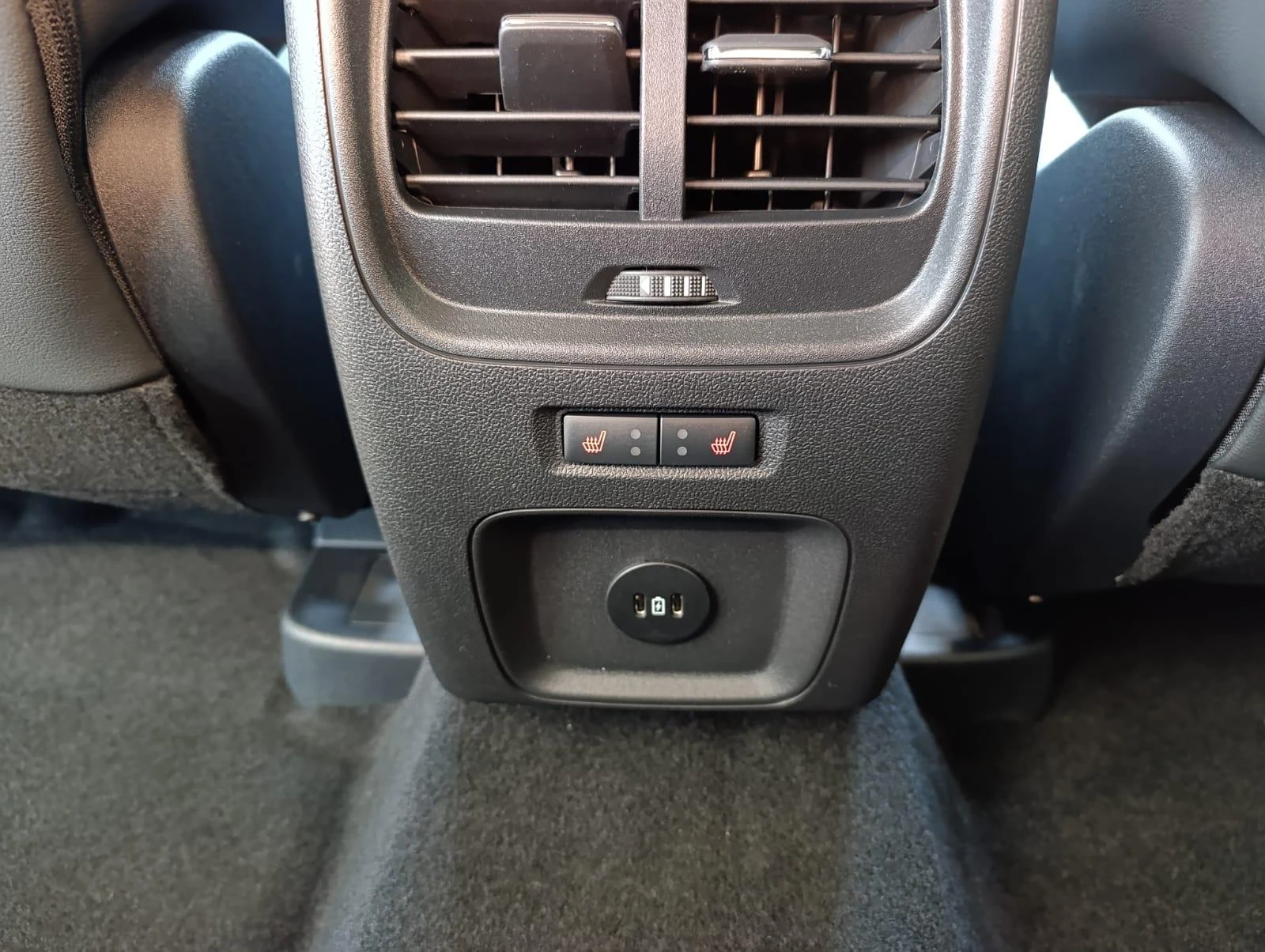 Ford-Kuga-image-22