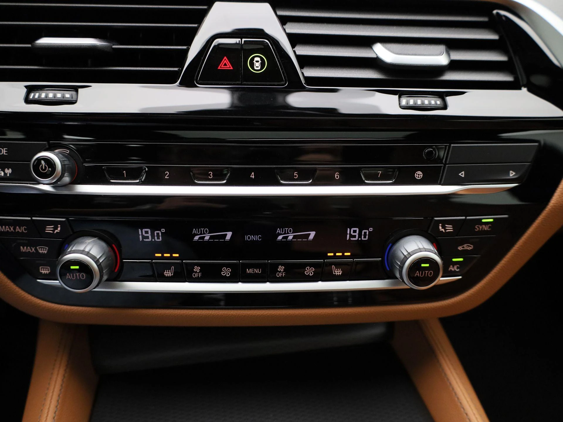 BMW-5 Serie-image-24