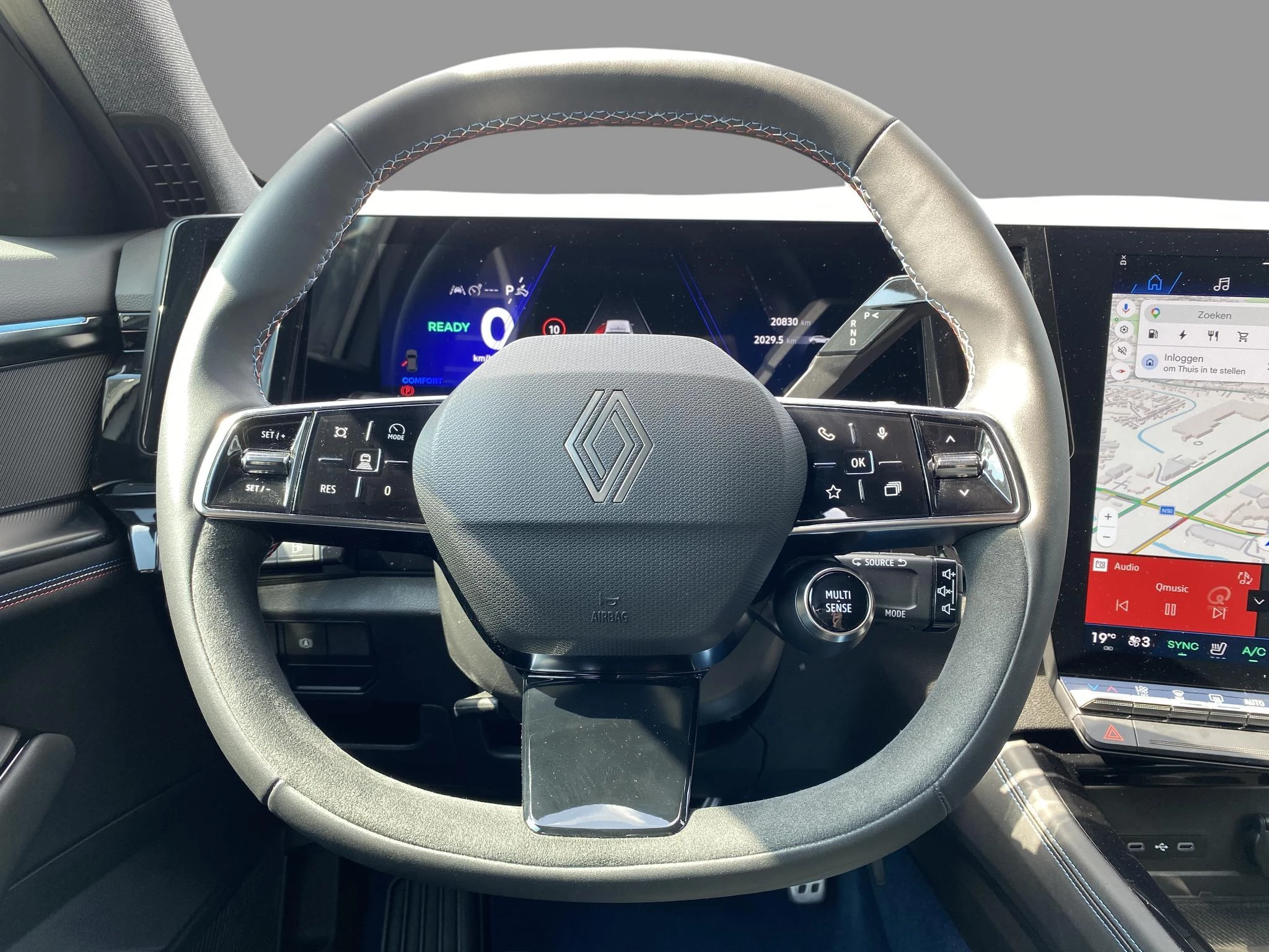 Renault Rafale hyper hybrid E-Tech 4x4 Esprit Alpine