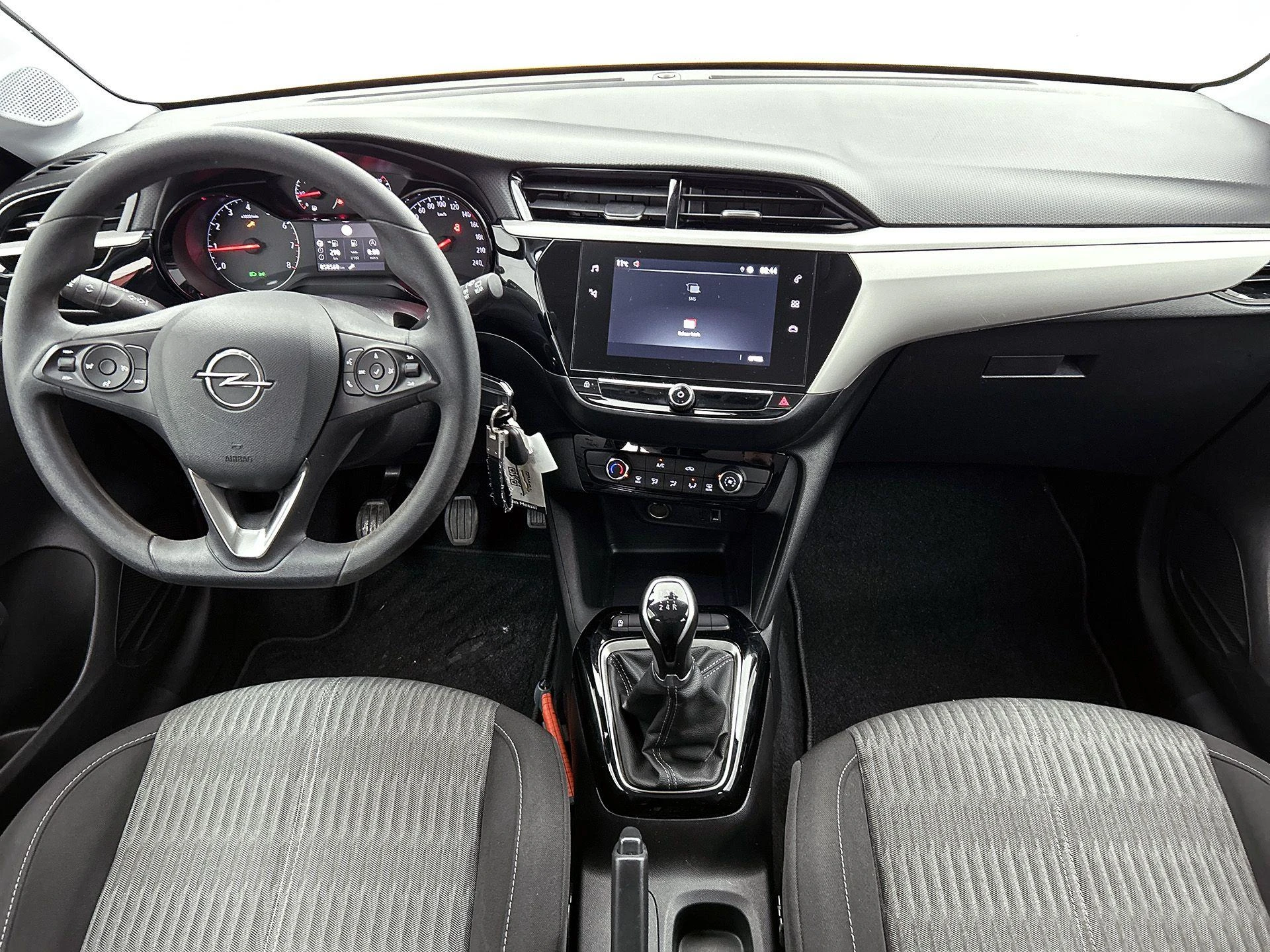 Opel-Corsa-image-19