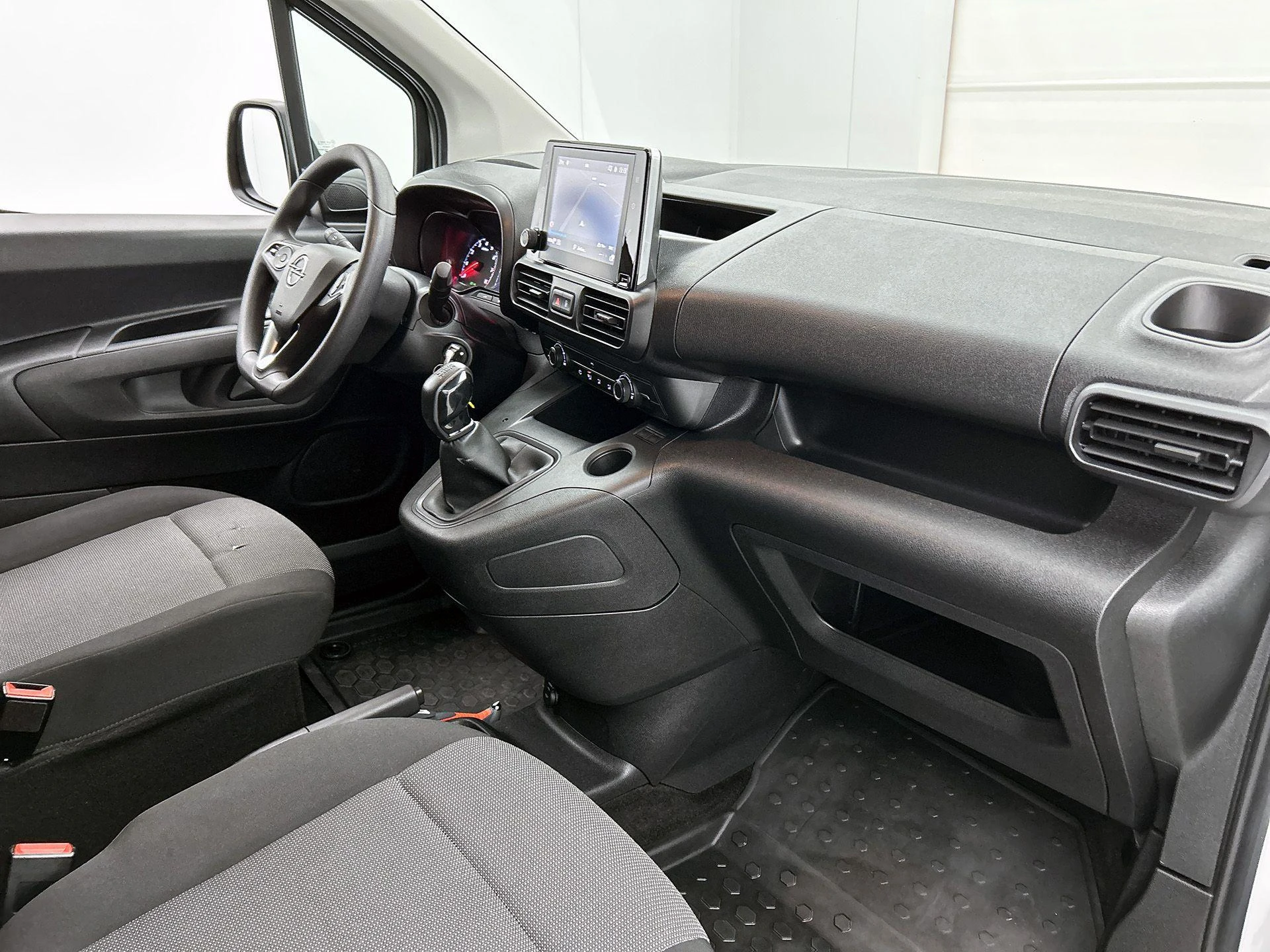 Opel-Combo-image-19