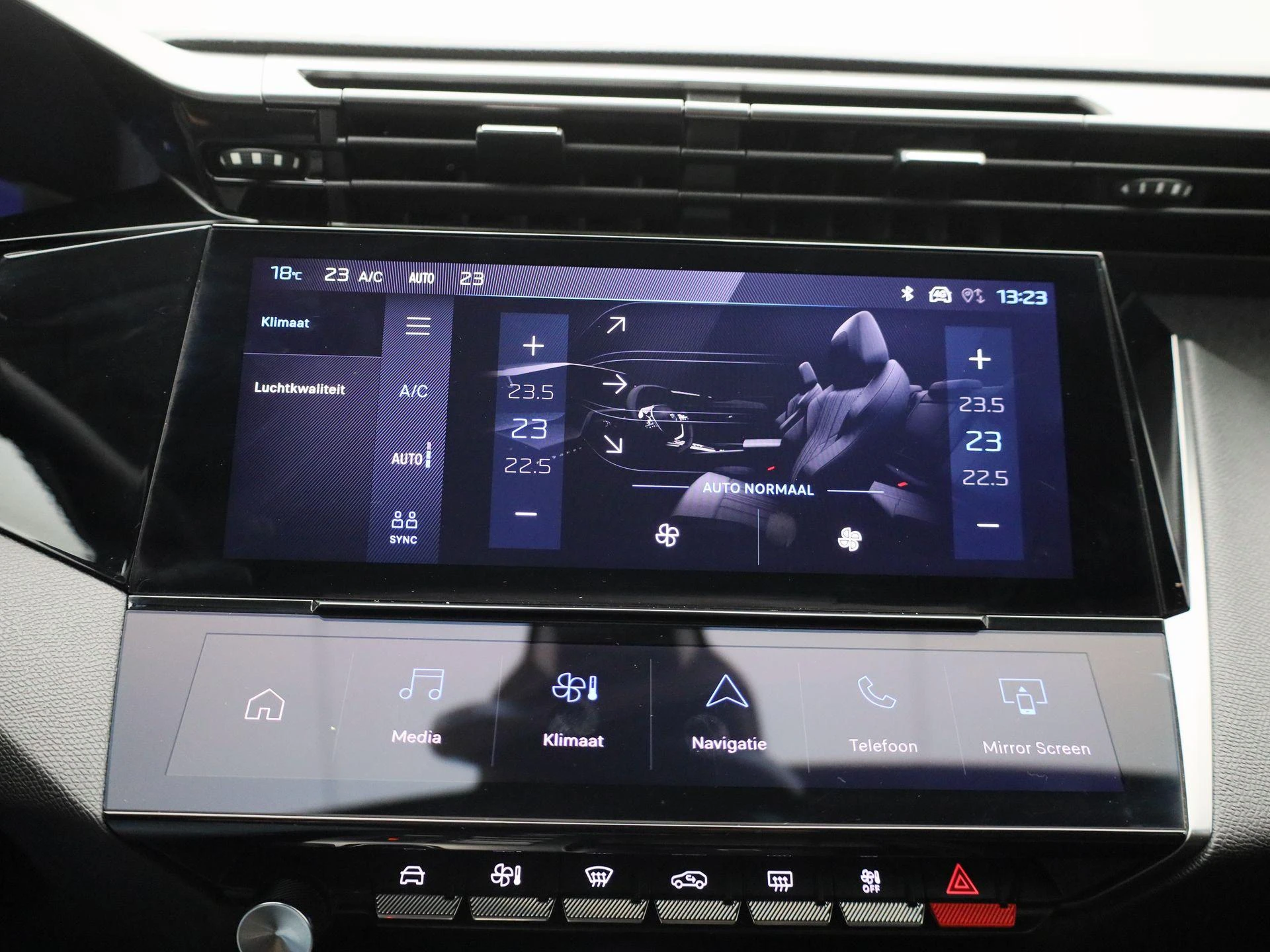 Peugeot-308-image-19
