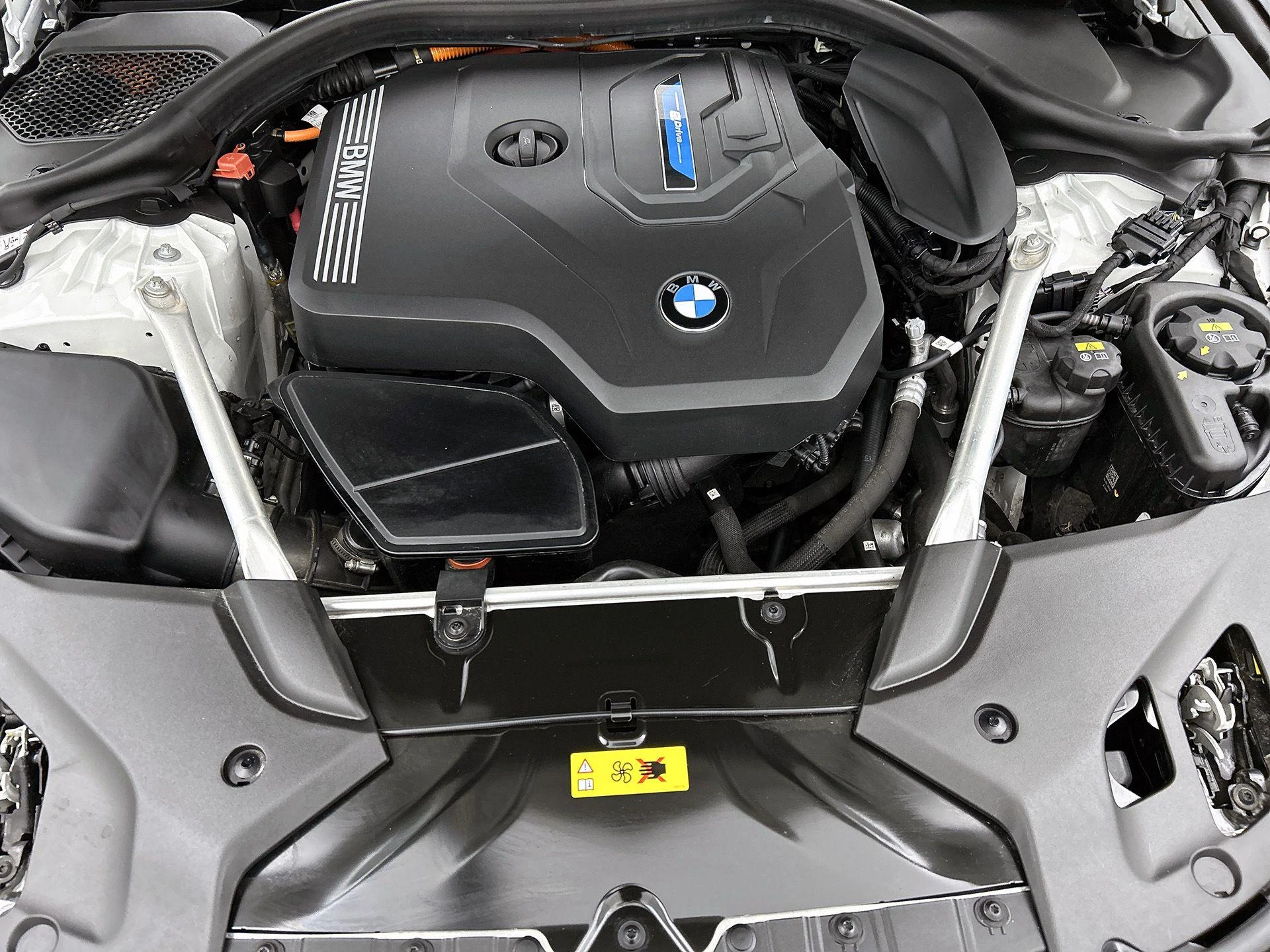 BMW-5 Serie-image-22
