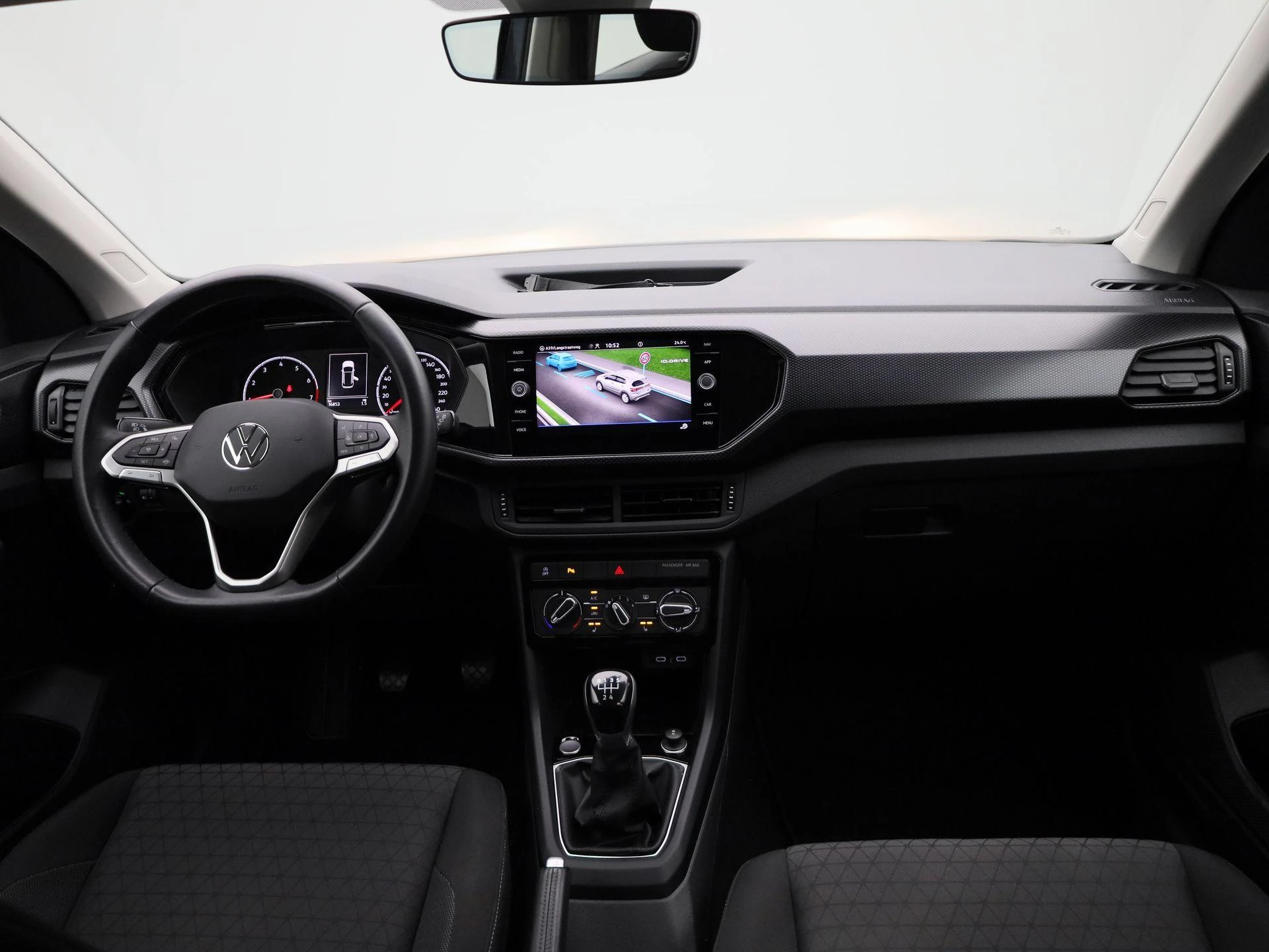Volkswagen-T-Cross-image-33
