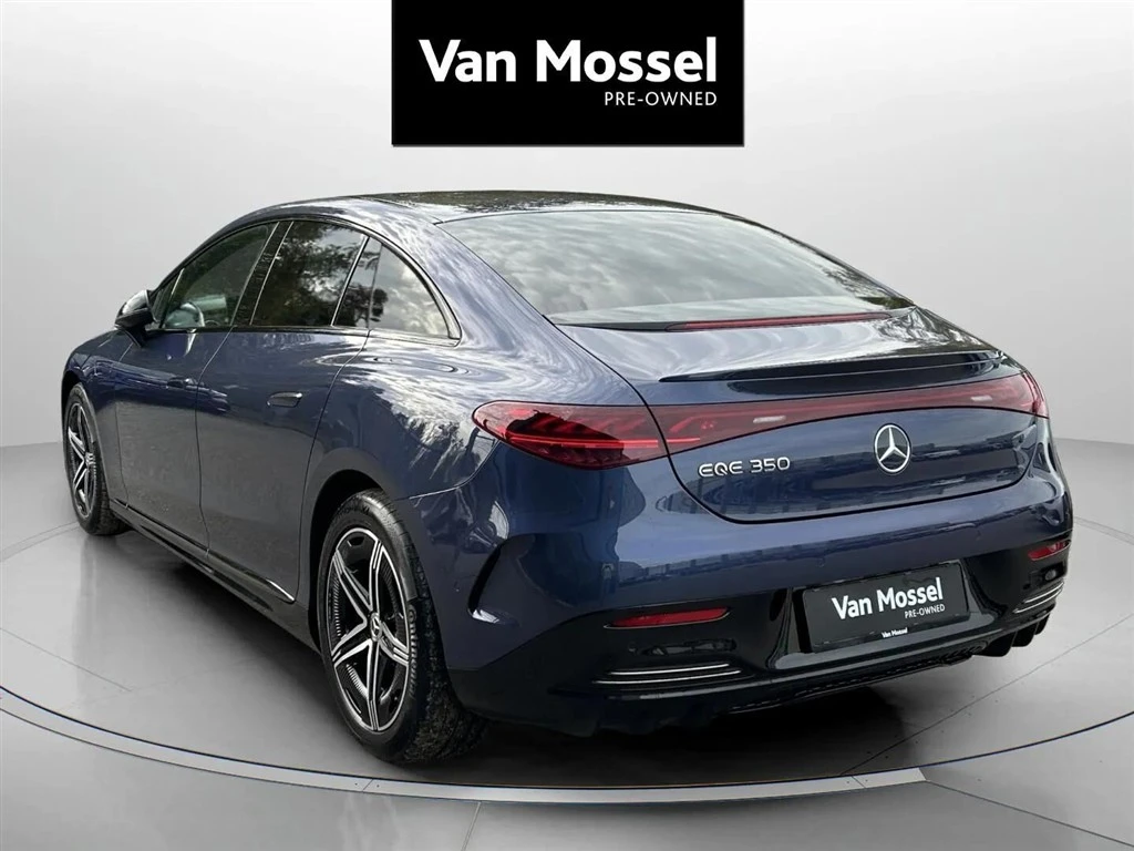 Mercedes-Benz-EQE-image-6