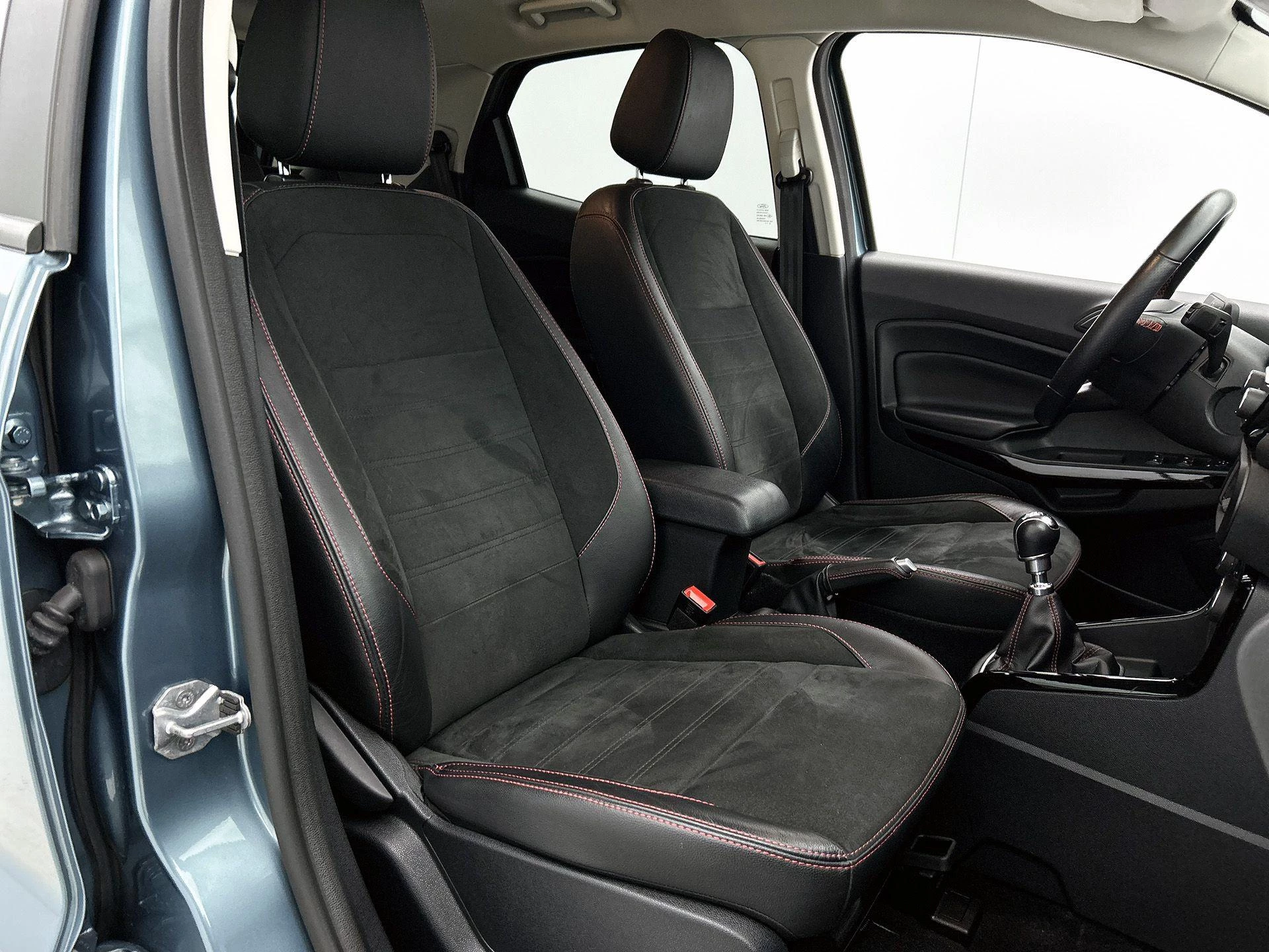 Ford-EcoSport-image-37