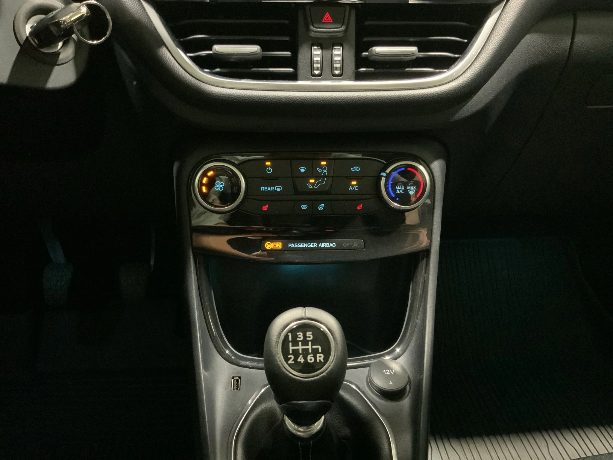 Ford Puma Titanium 1.0 EcoBoost MHEV 125 PS | Pano | Winter-Pkt.