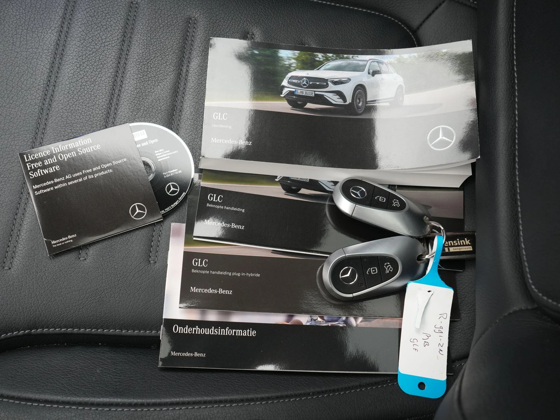 Mercedes-Benz-GLC-image-48