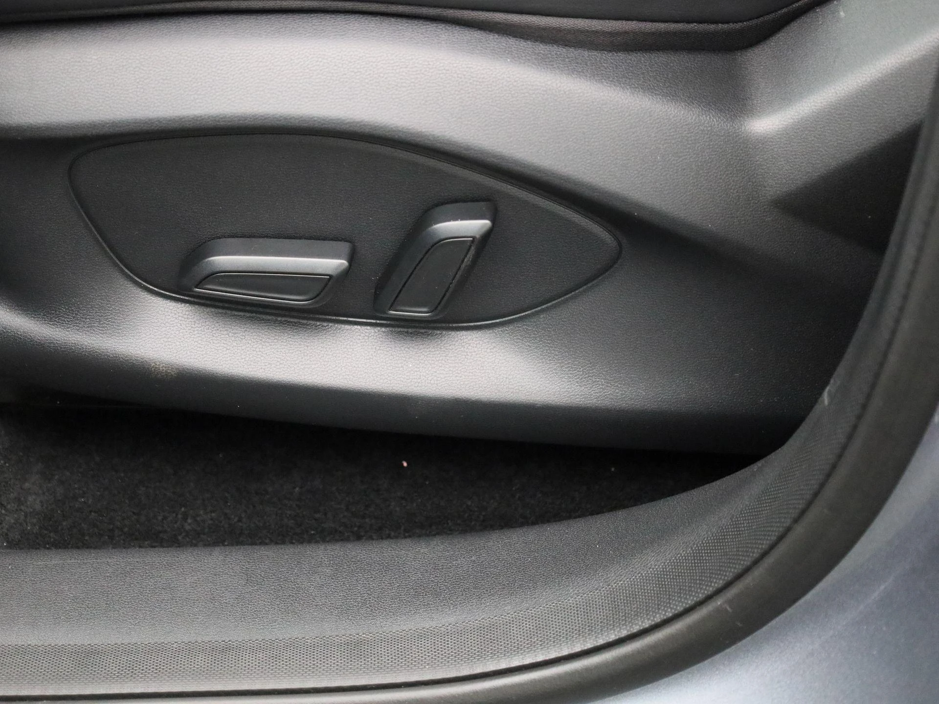 MG-ZS-image-27