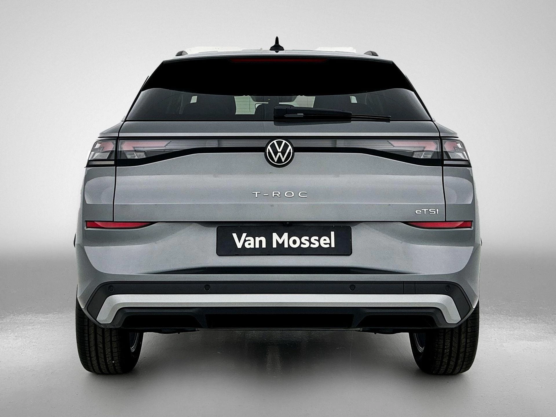 Volkswagen-T-Roc-image-2