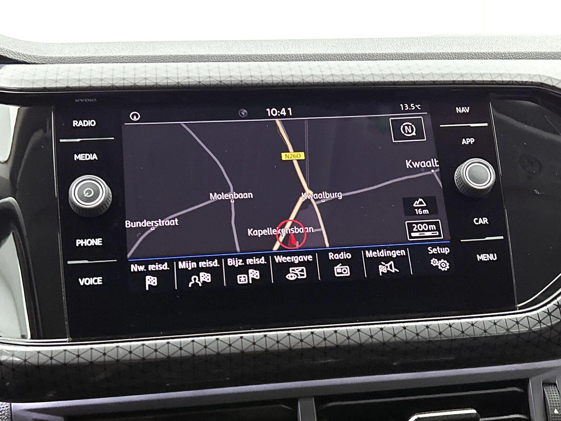 Volkswagen-T-Cross-image-25