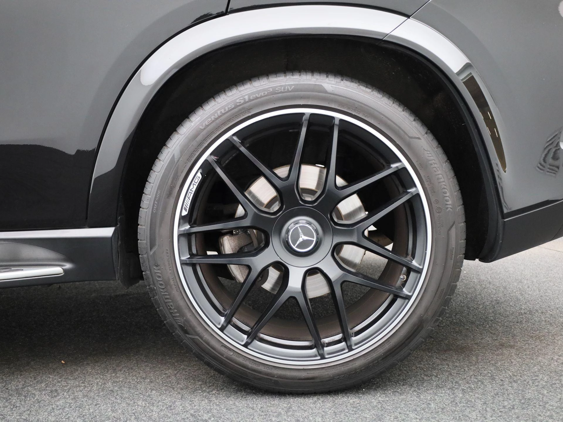 Mercedes-Benz-GLE-image-12