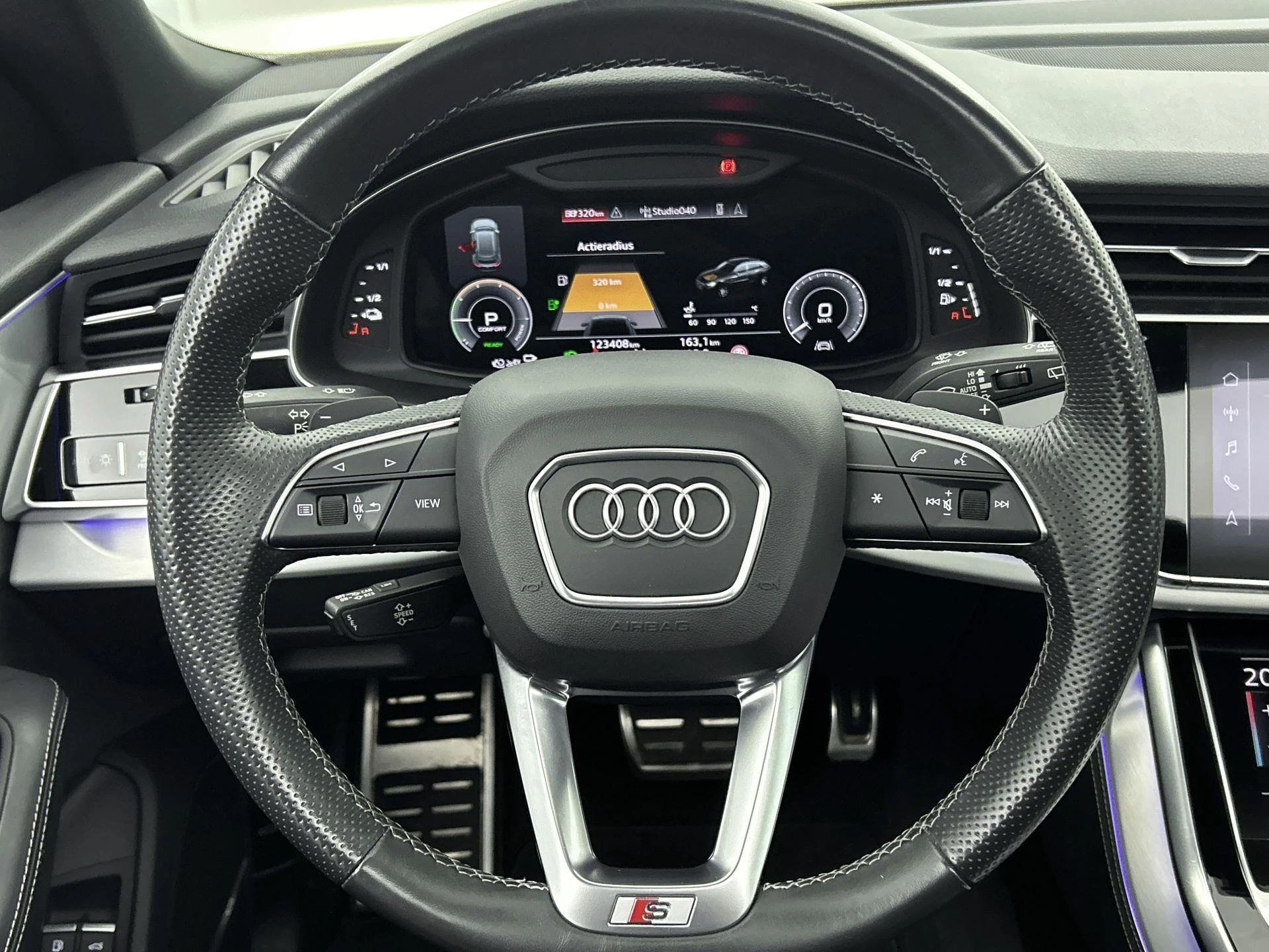 Audi Q8 60 TFSI e quattro Competition 462 PK