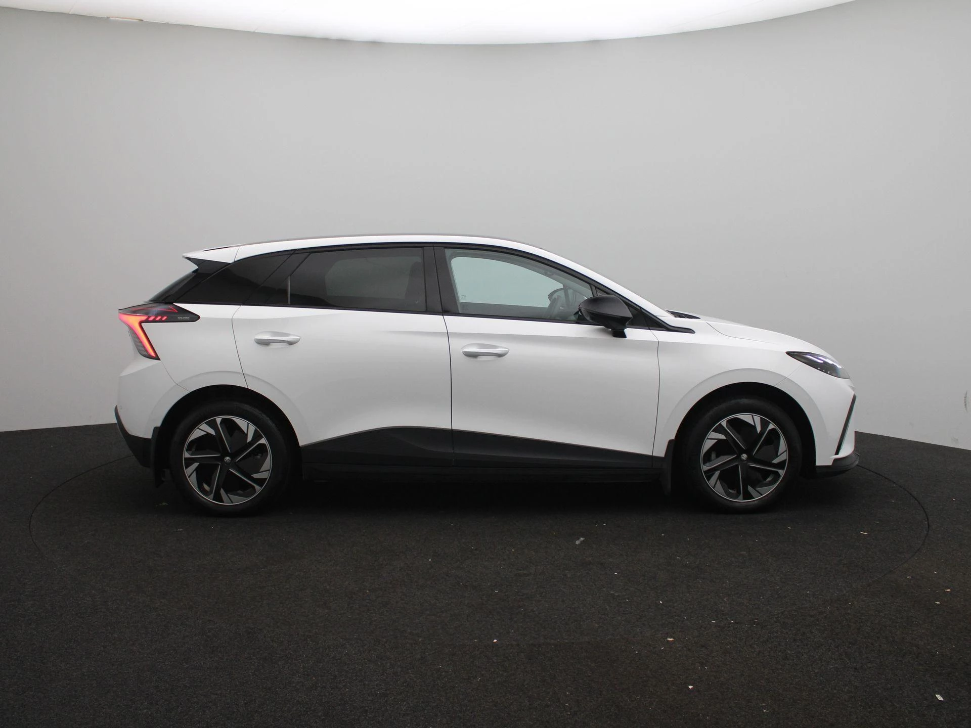 MG-MG4 EV-image-6