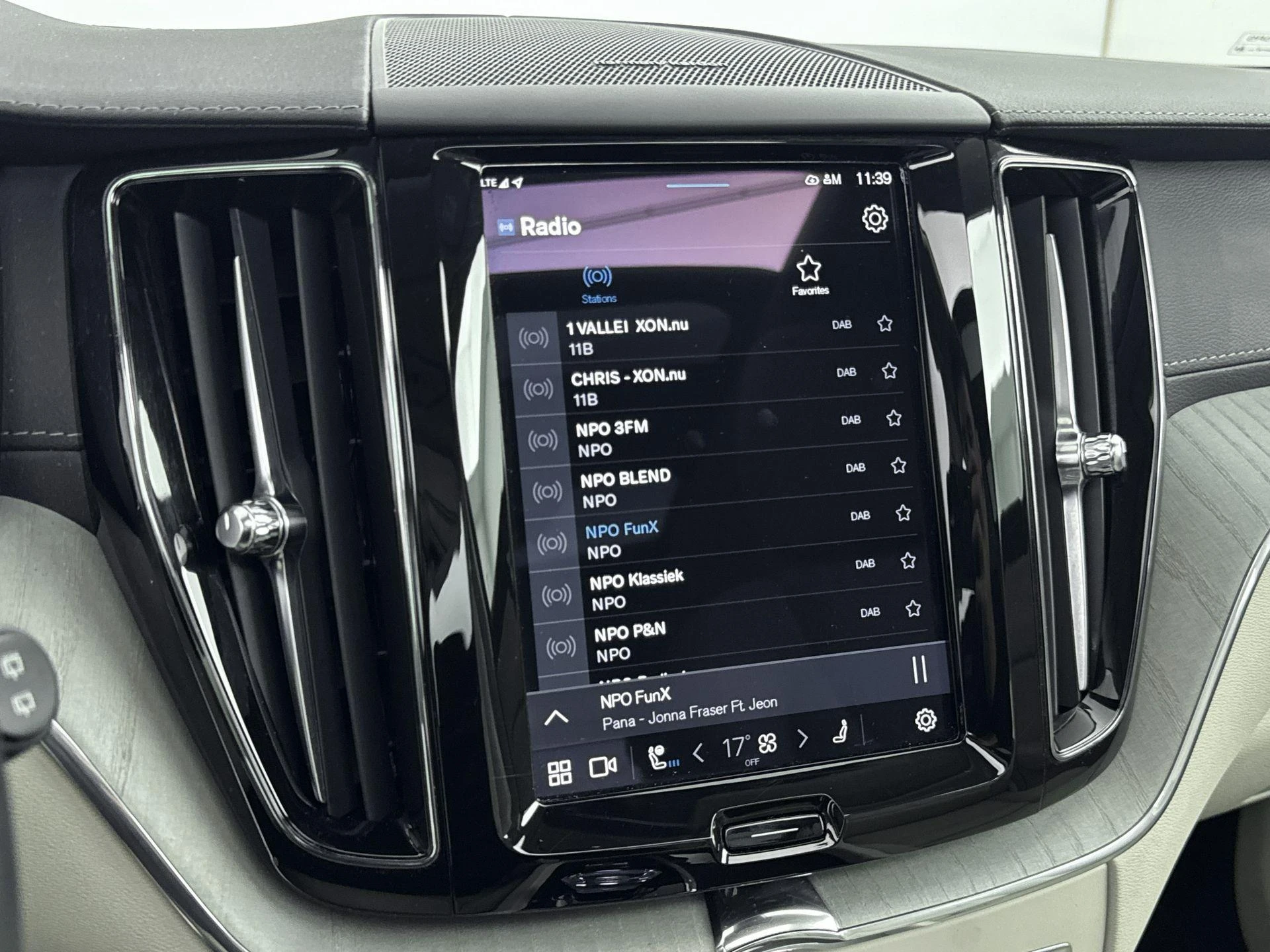 Volvo-XC60-image-6