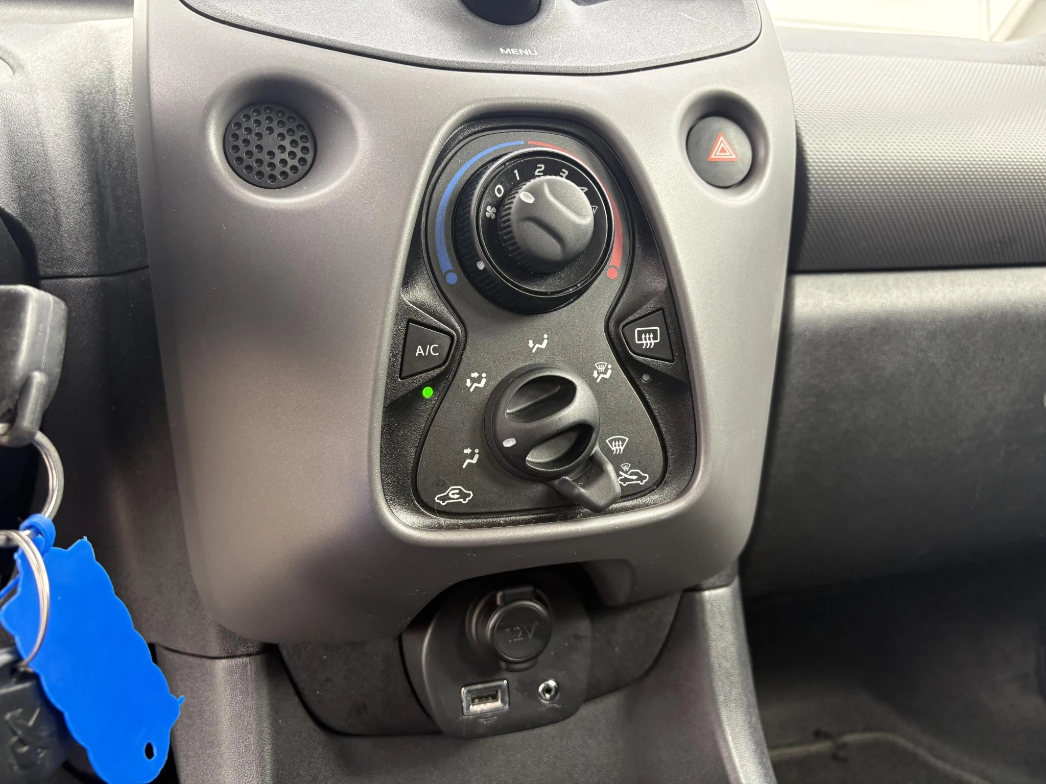 Peugeot-108-image-13