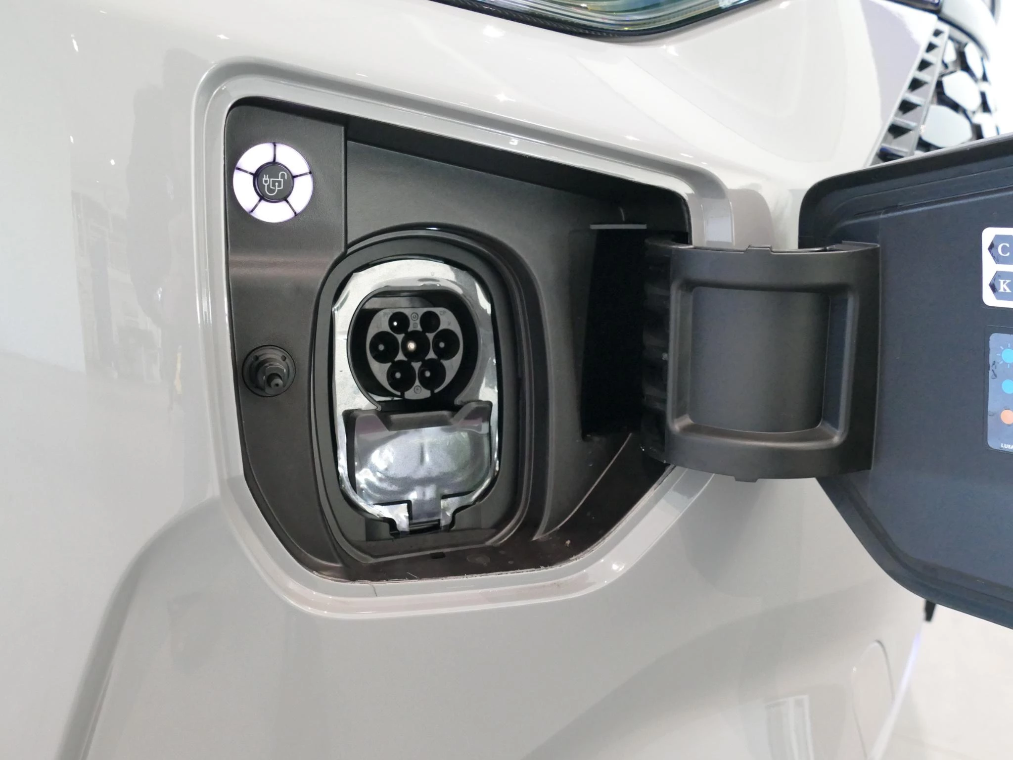 Ford-Custom-image-23