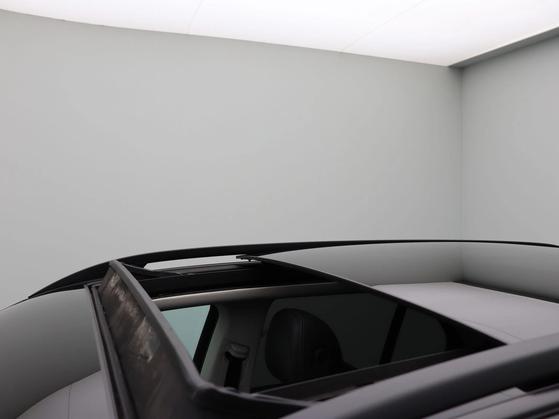 Mercedes-Benz GLE 350 de 4MATIC AMG LINE + LEDER + PANO DAK + BURMESTER + AIRMATIC + TREKH