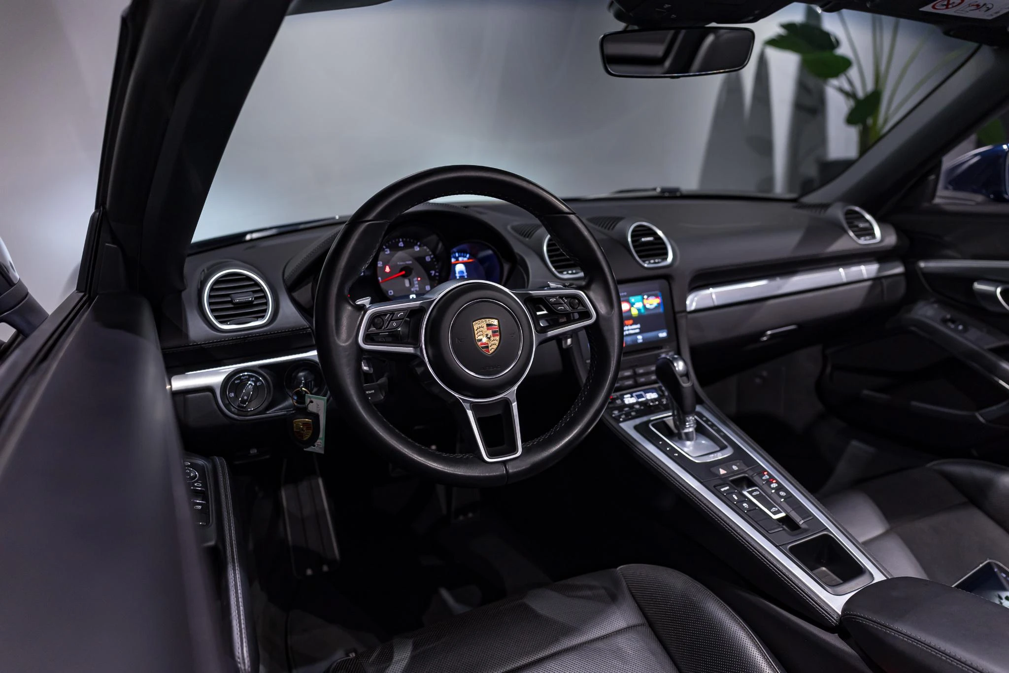 Porsche-718-image-12
