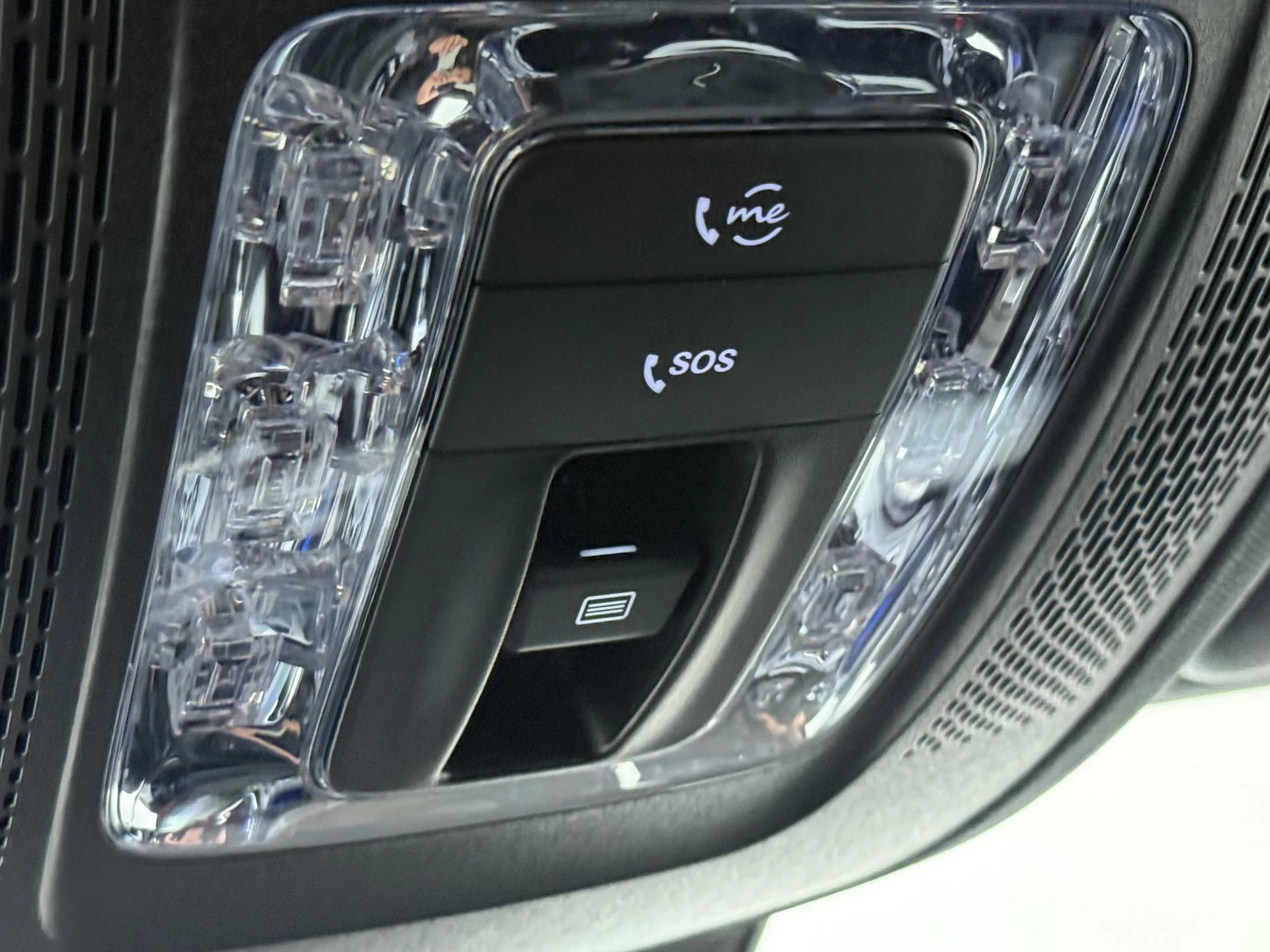 Mercedes-Benz-GLE-image-22