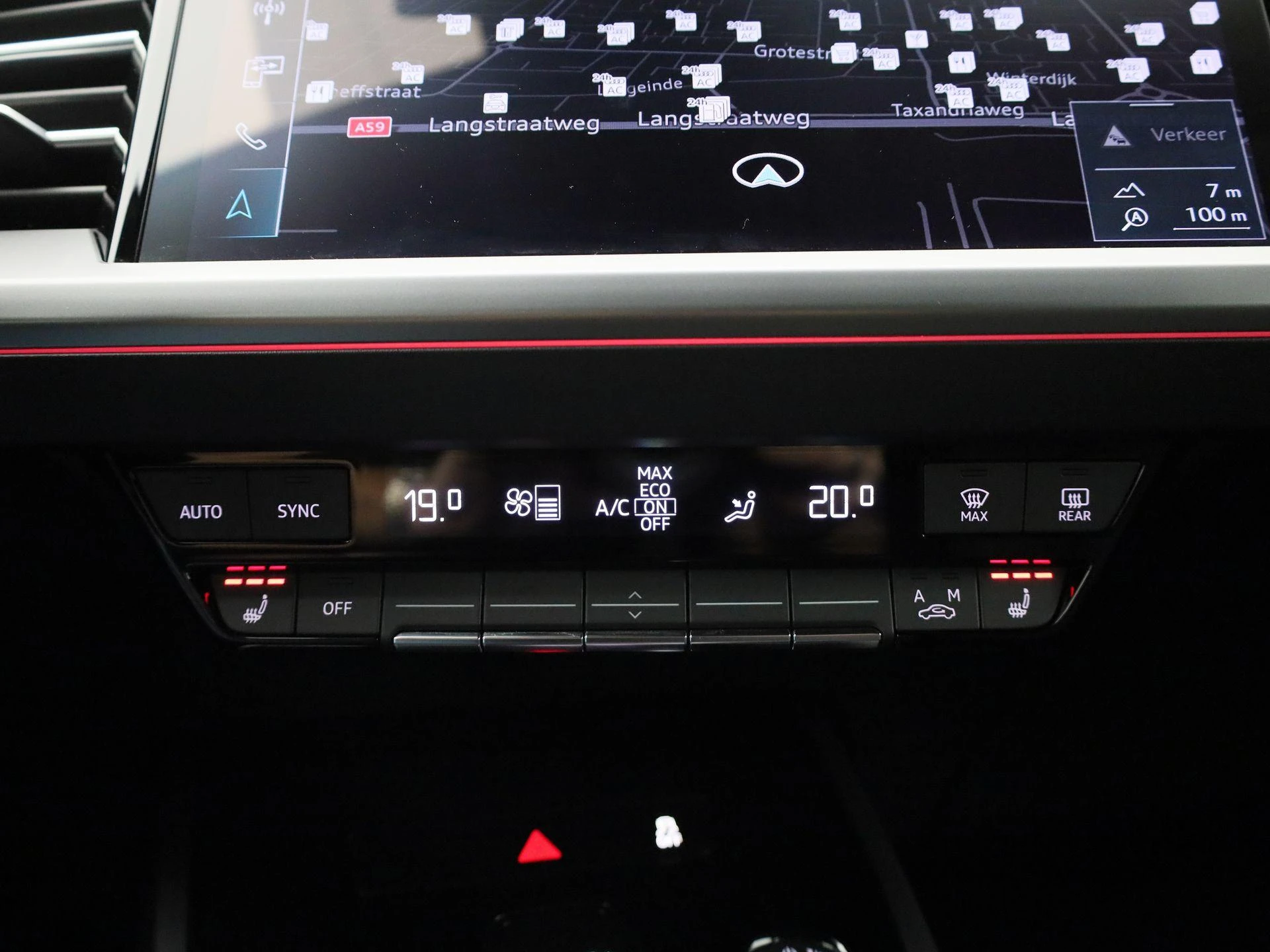 Audi-Q4 e-tron-image-17