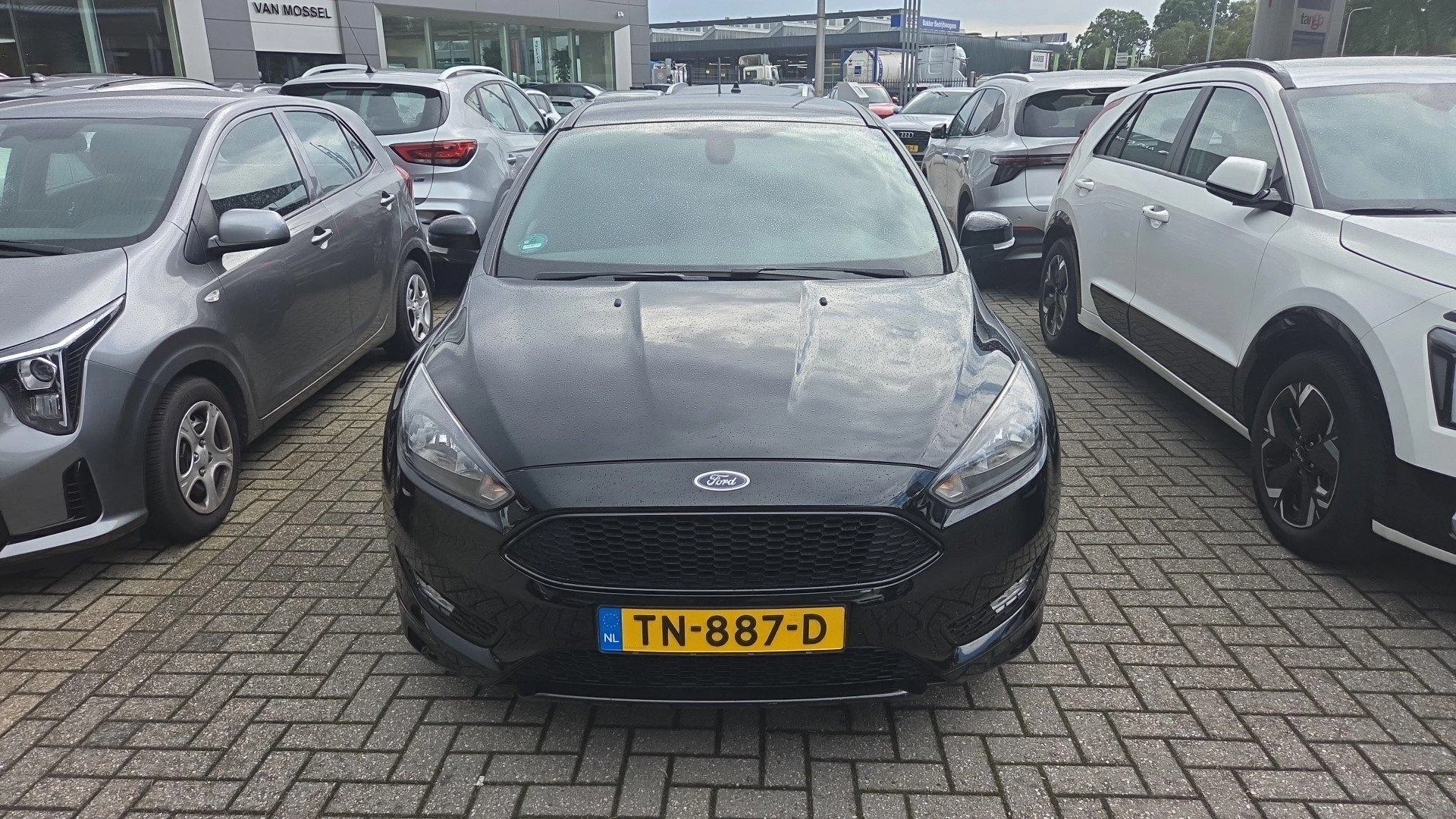 Ford-Focus-image-4