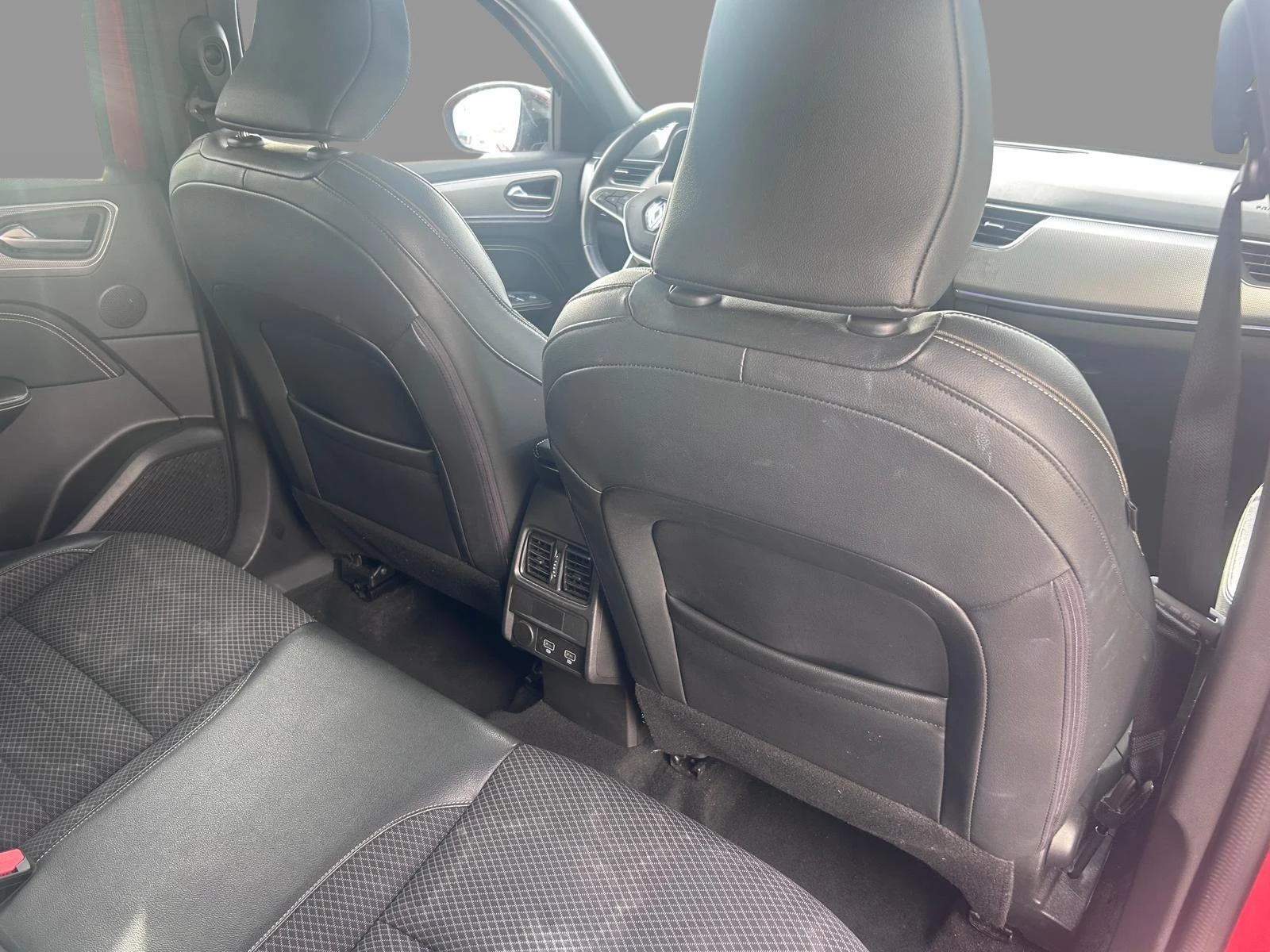 Renault Arkana TCe MHEV 140 EDC Techno