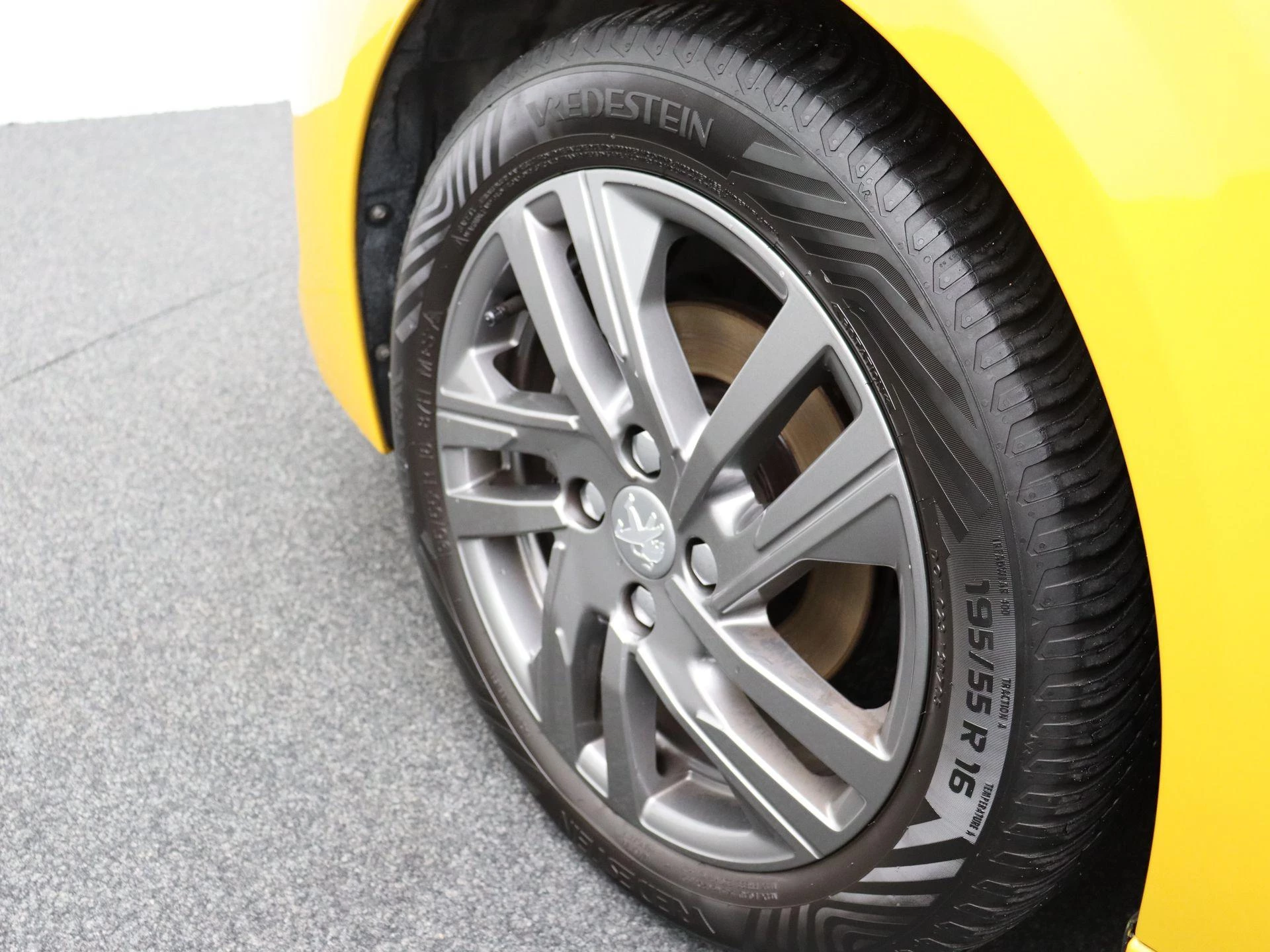 Peugeot 208 1.2 PureTech S&S Active Pack | PDC A | Carplay