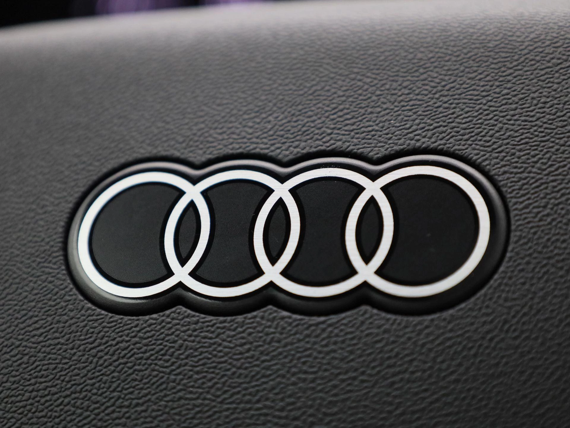 Audi A5 Avant 2.0 e-hybrid quattro S edition Competition