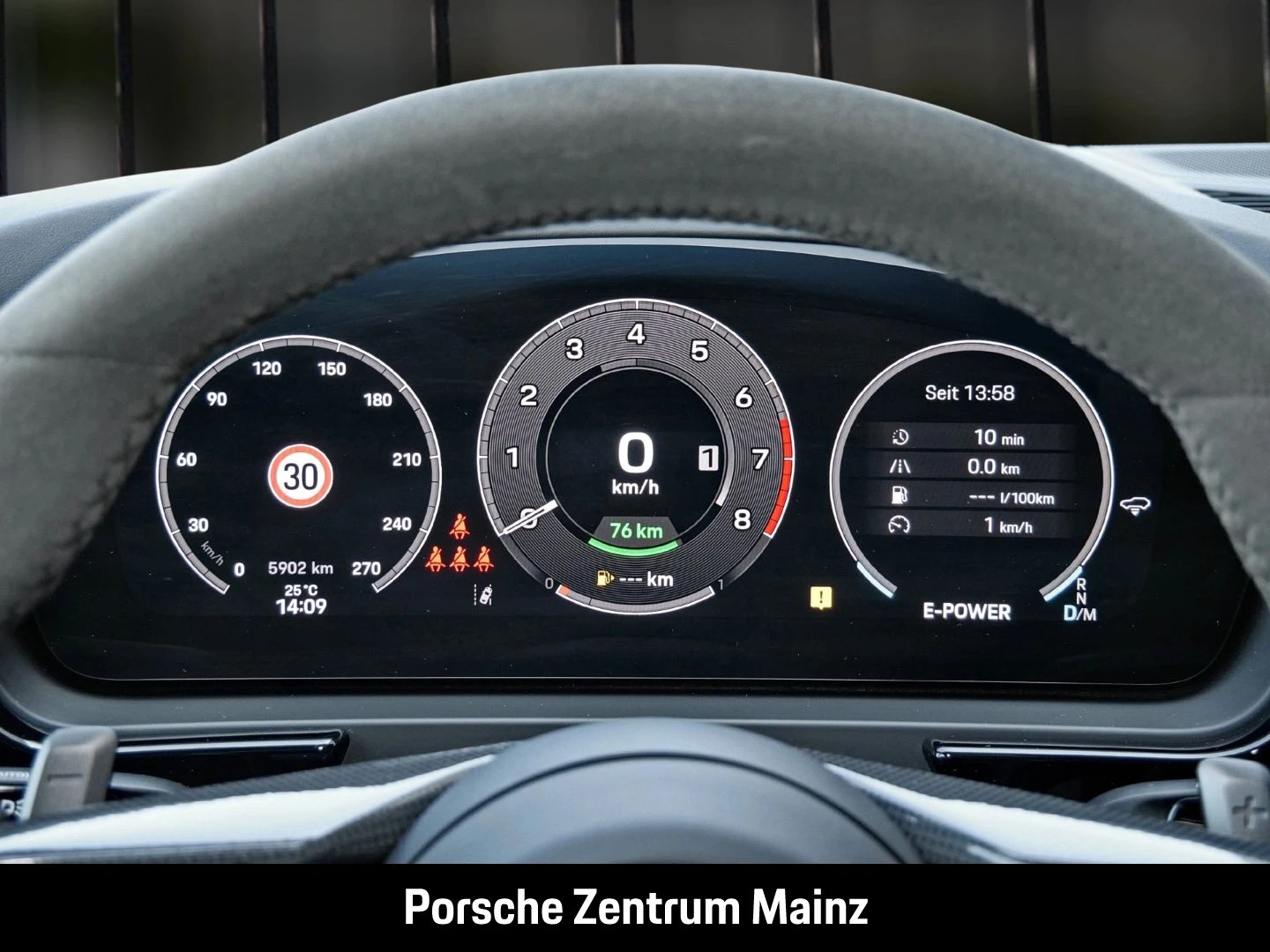 Porsche-Cayenne-image-17