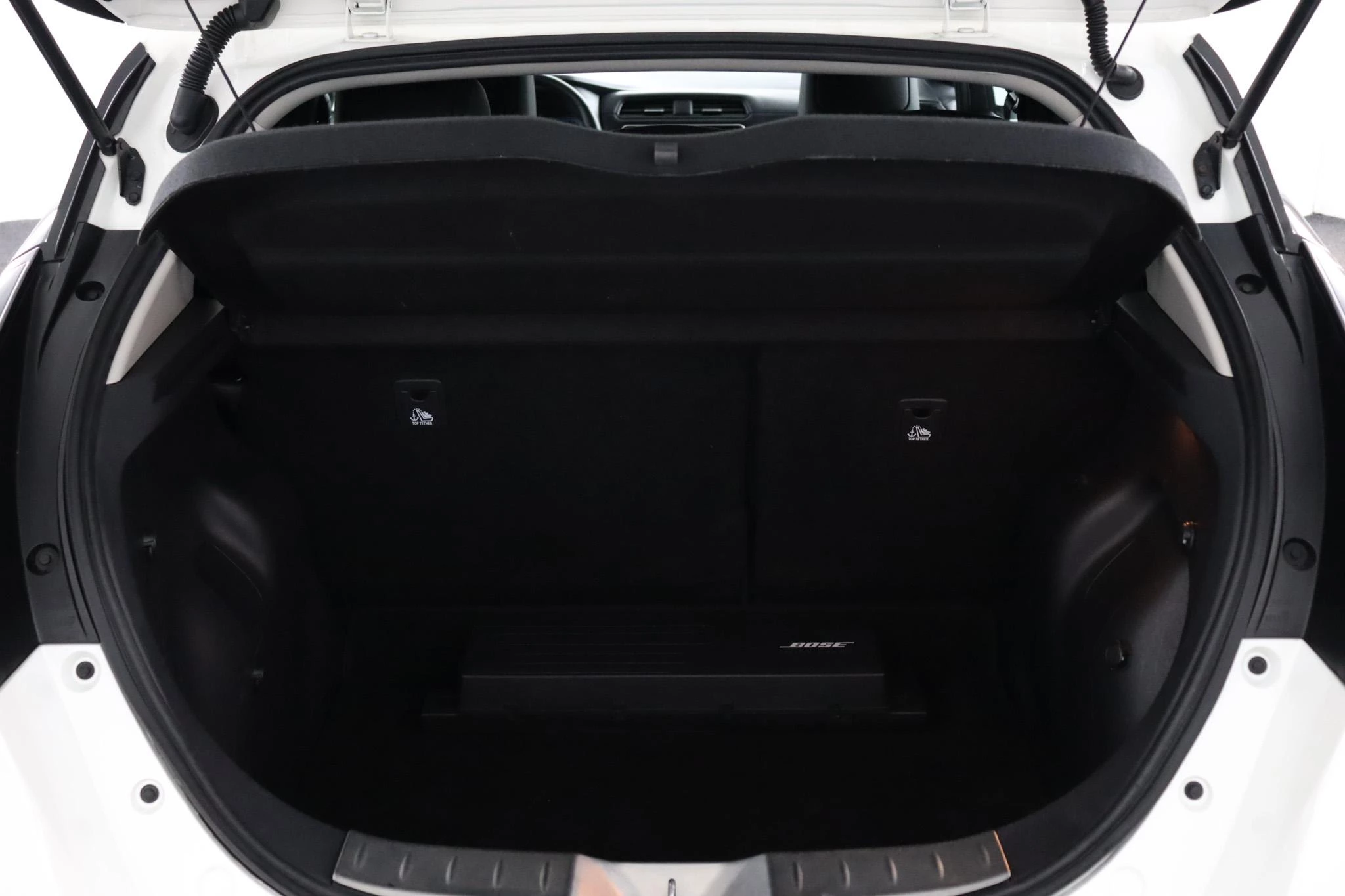 Nissan-Leaf-image-19