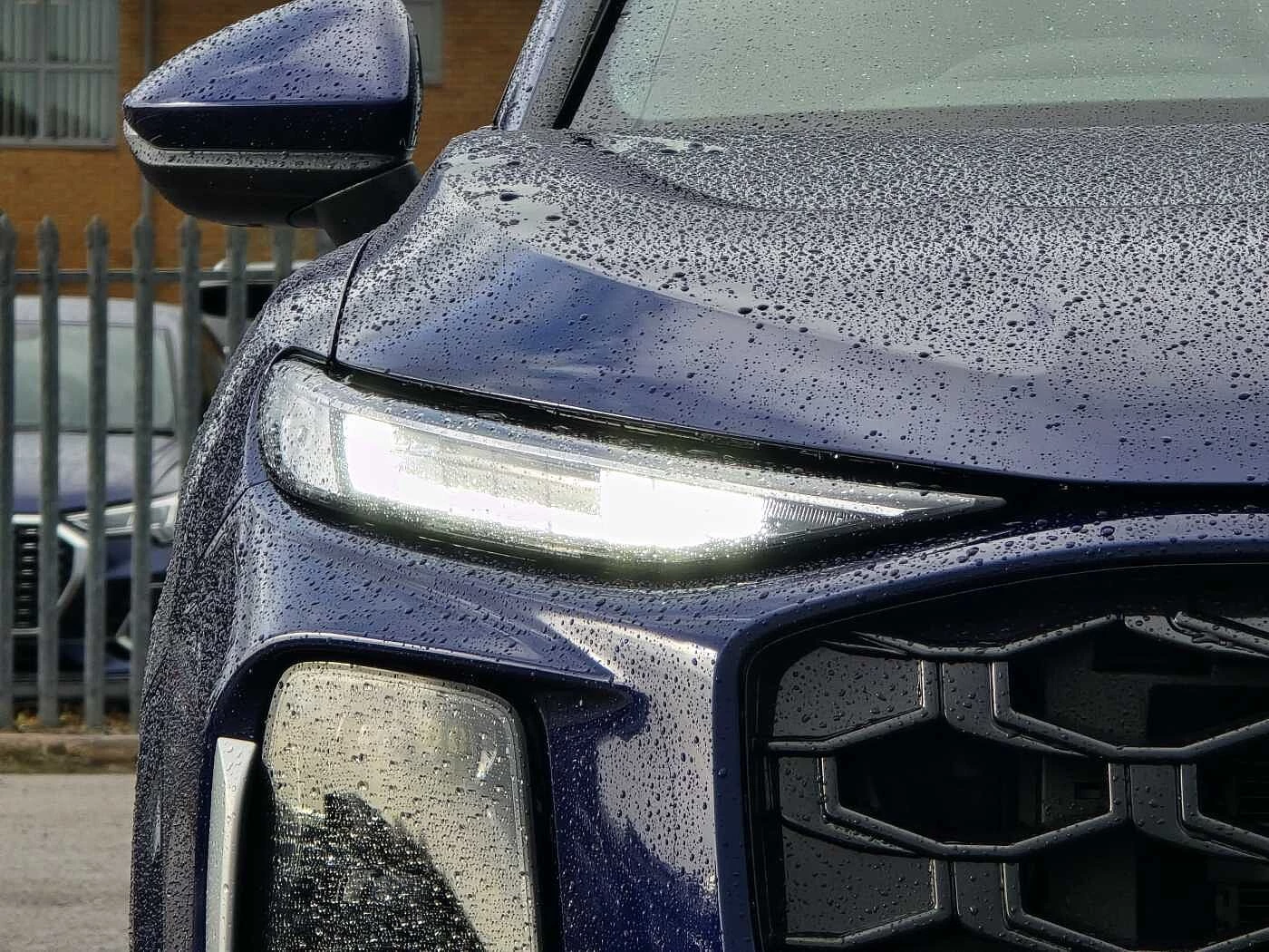 Audi-Q3-image-12
