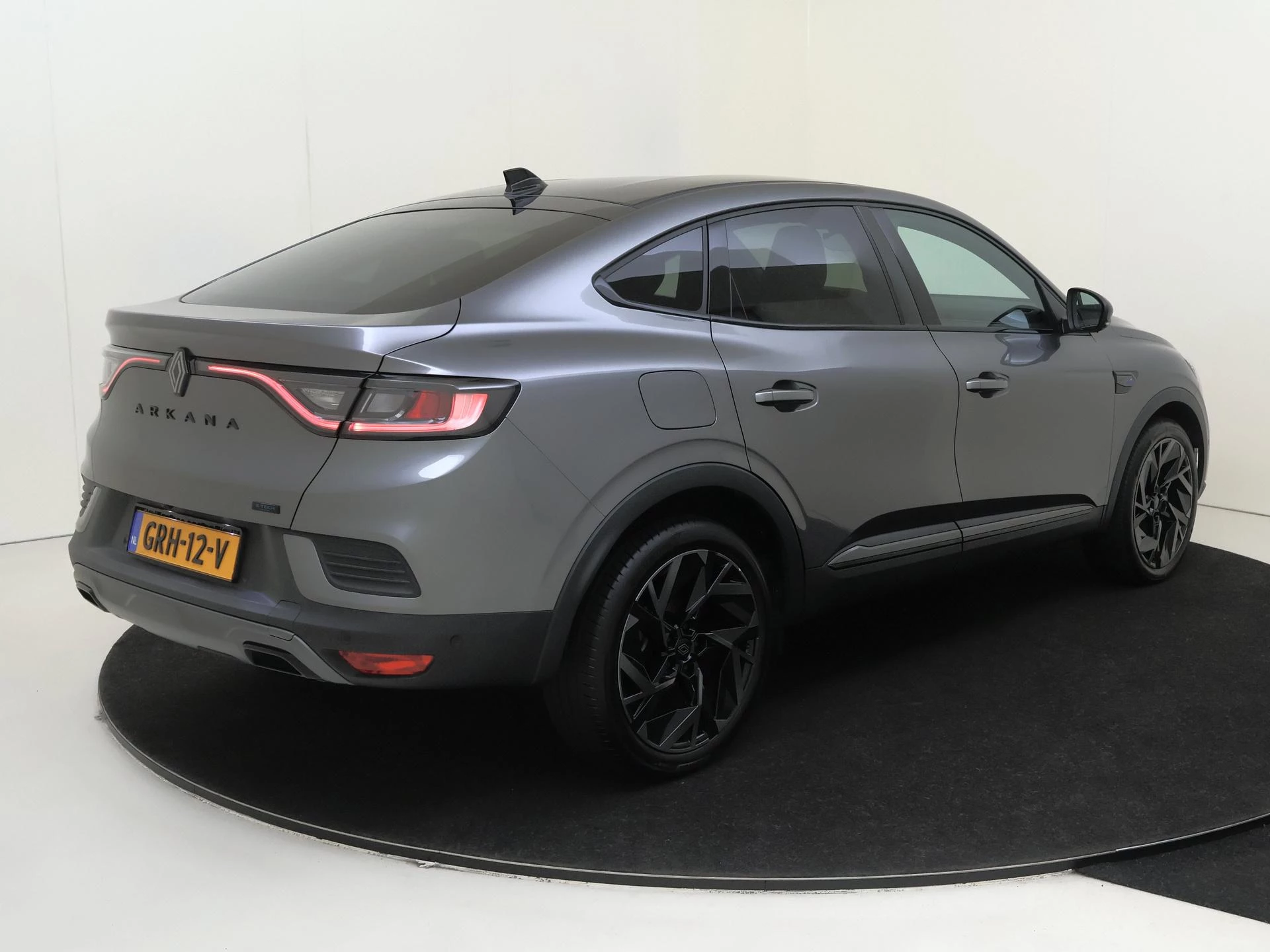 Renault-Arkana-image-6