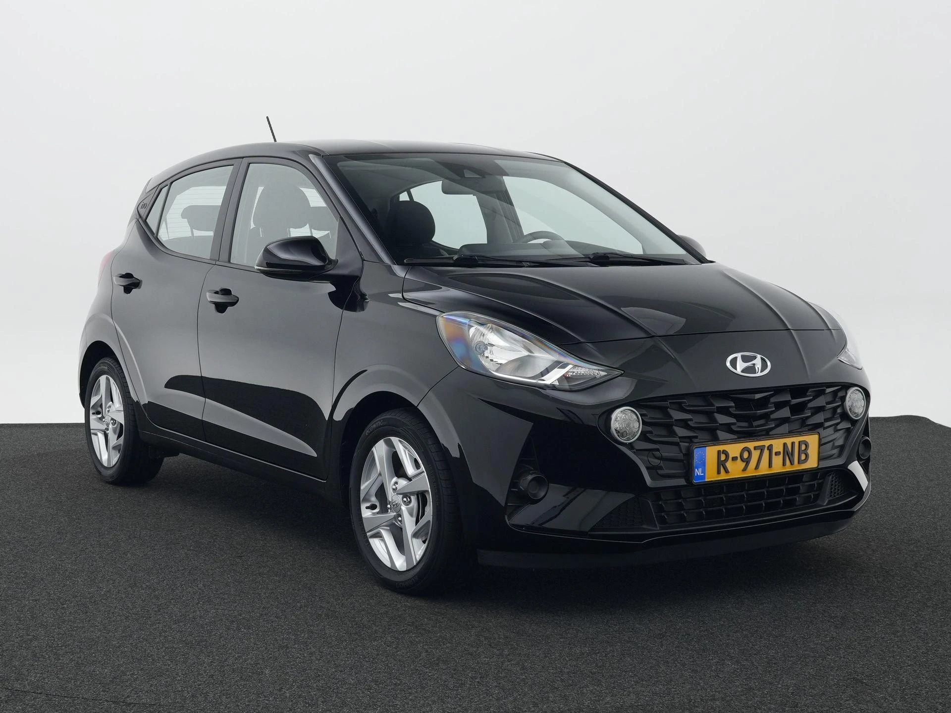 Hyundai-i10-image-12
