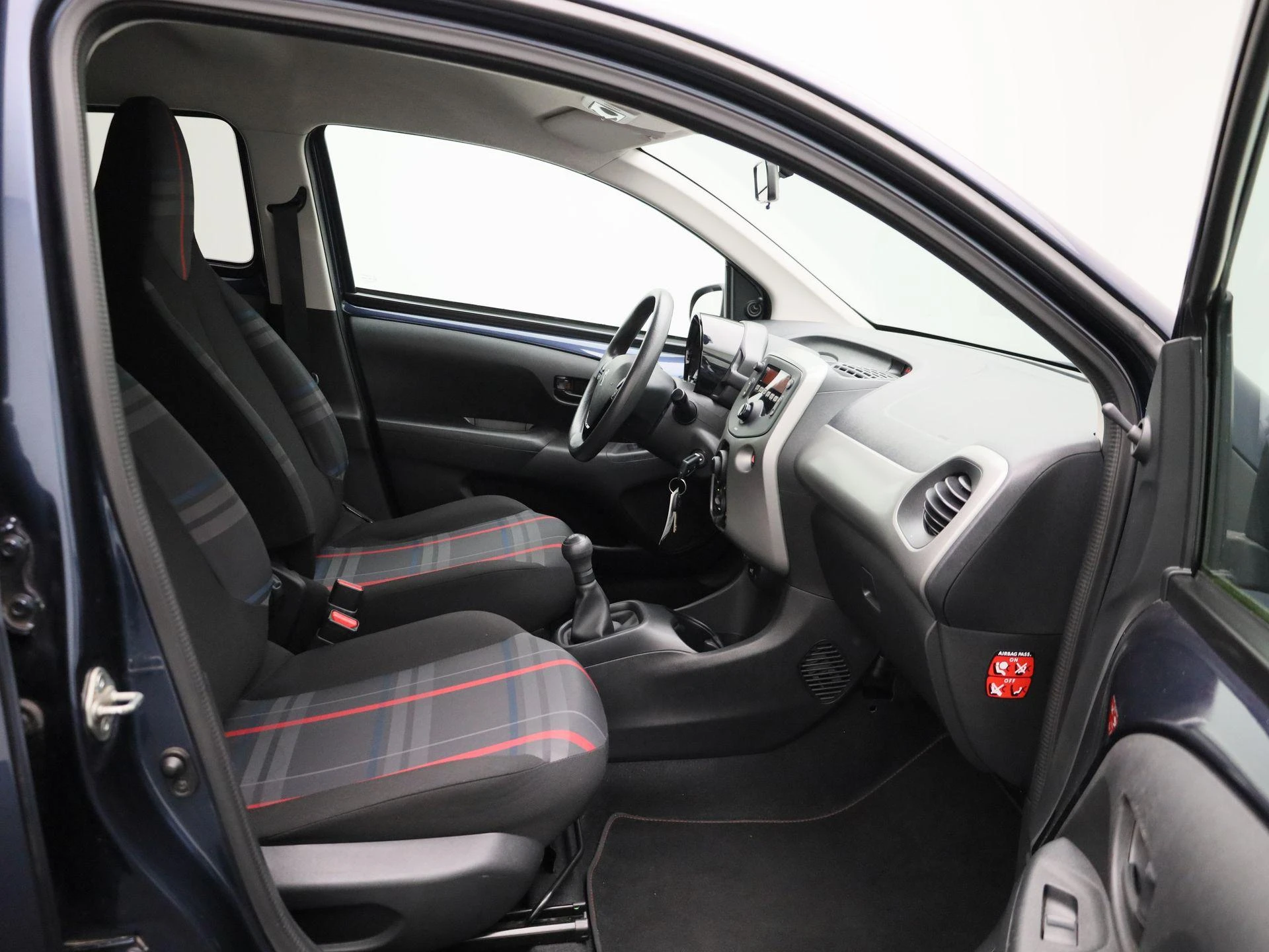 Peugeot-108-image-27