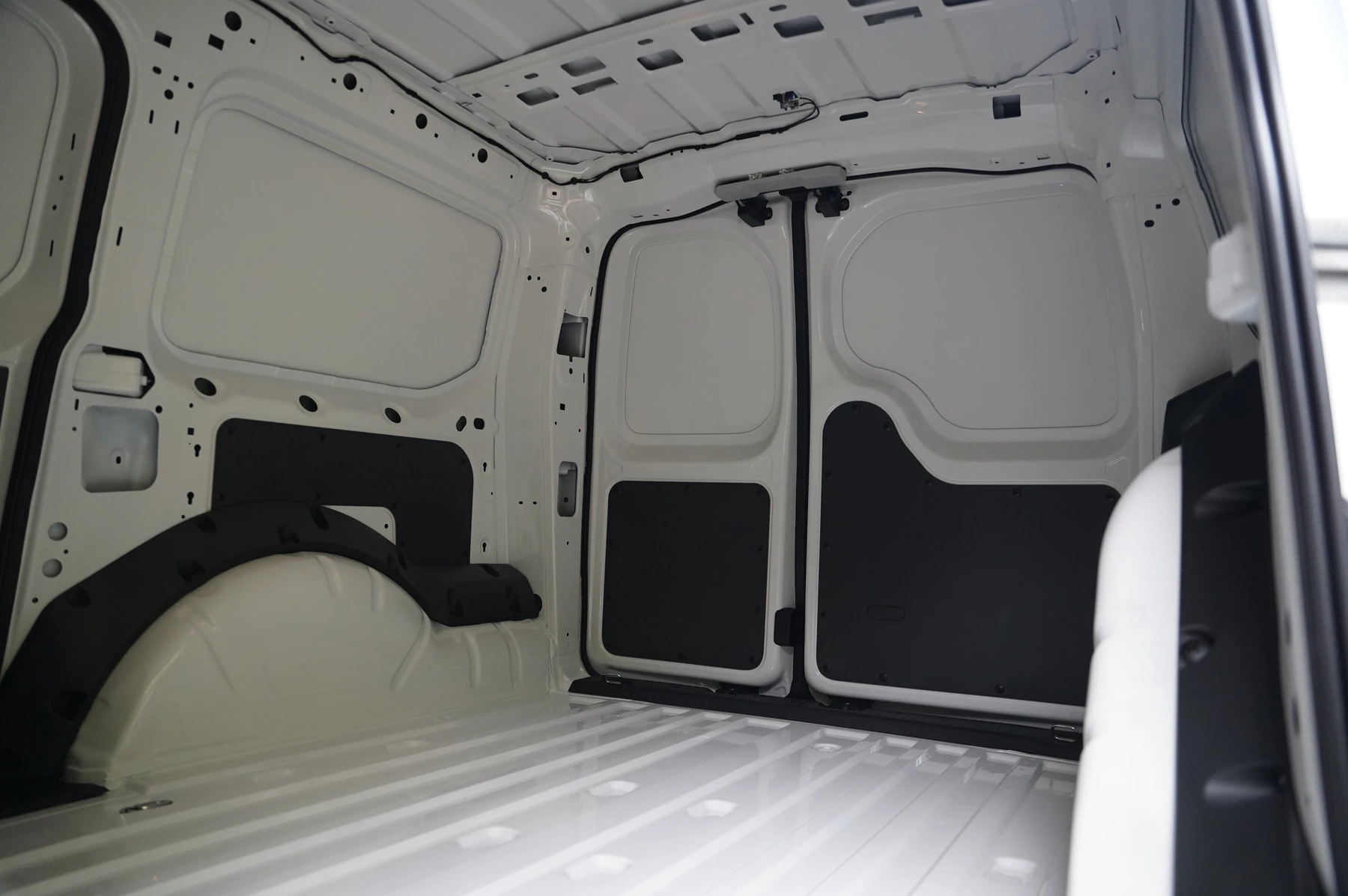 Volkswagen-Caddy-image-26