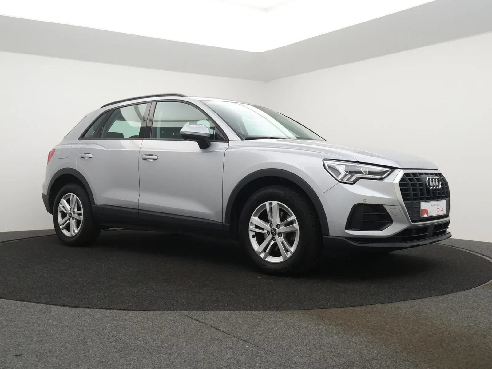 Audi-Q3-image-3
