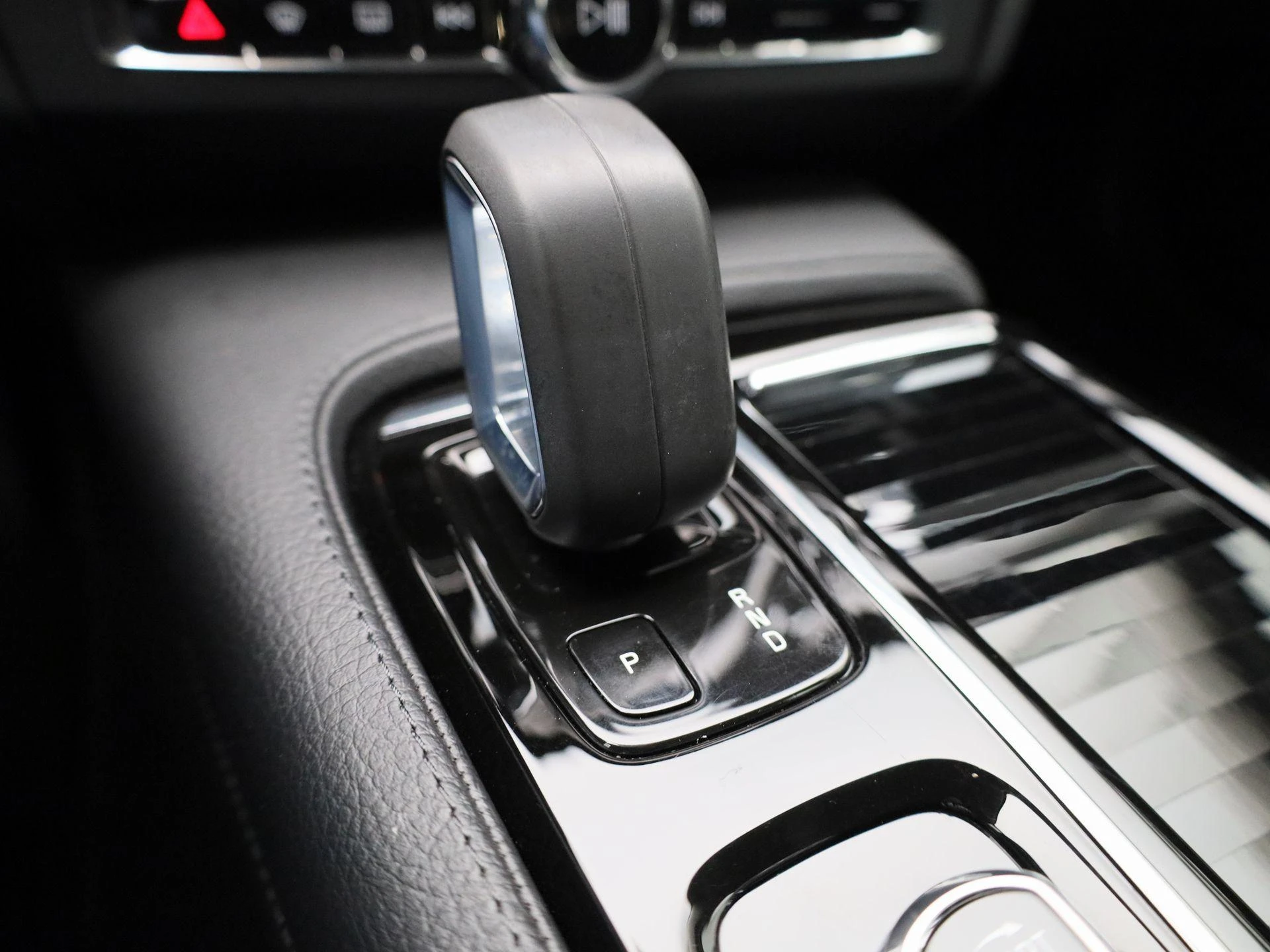 Volvo-V90-image-23
