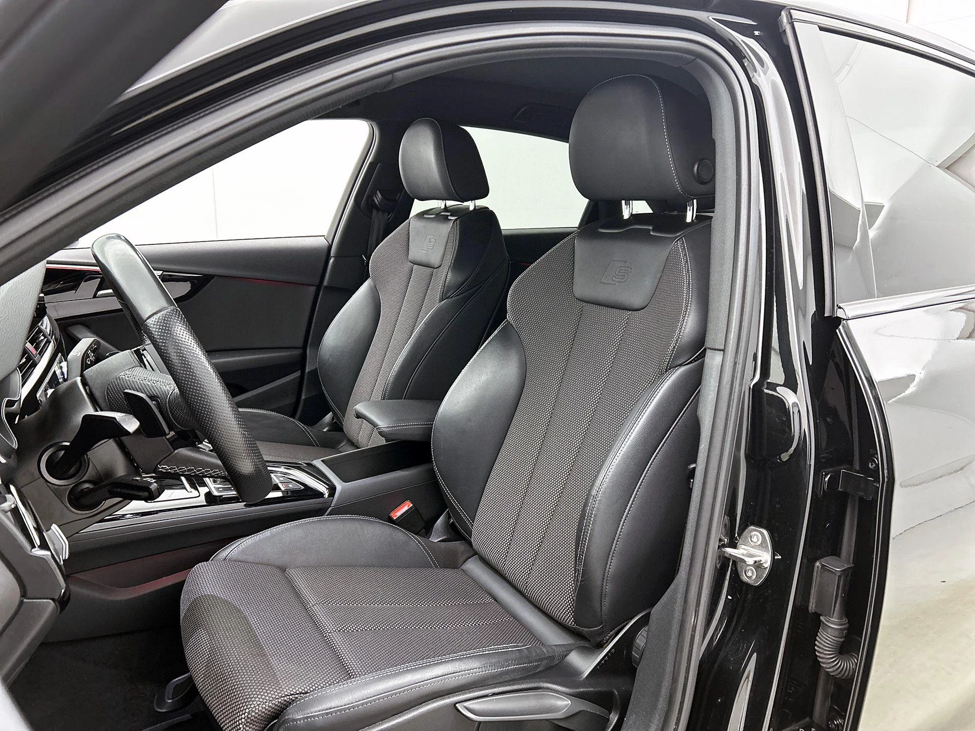 Audi-A4-image-33