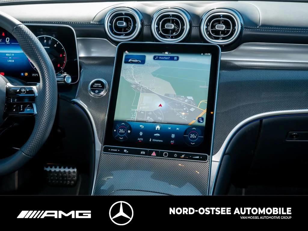 Mercedes-Benz GLC 300 d 4M AMG KEYLESS DISTRONIC NAVI P-KAMERA AMG LineX254 GLC 300 d 4M AMG KEYLESS DISTRONIC NAVI P-KAMERA AMG Line