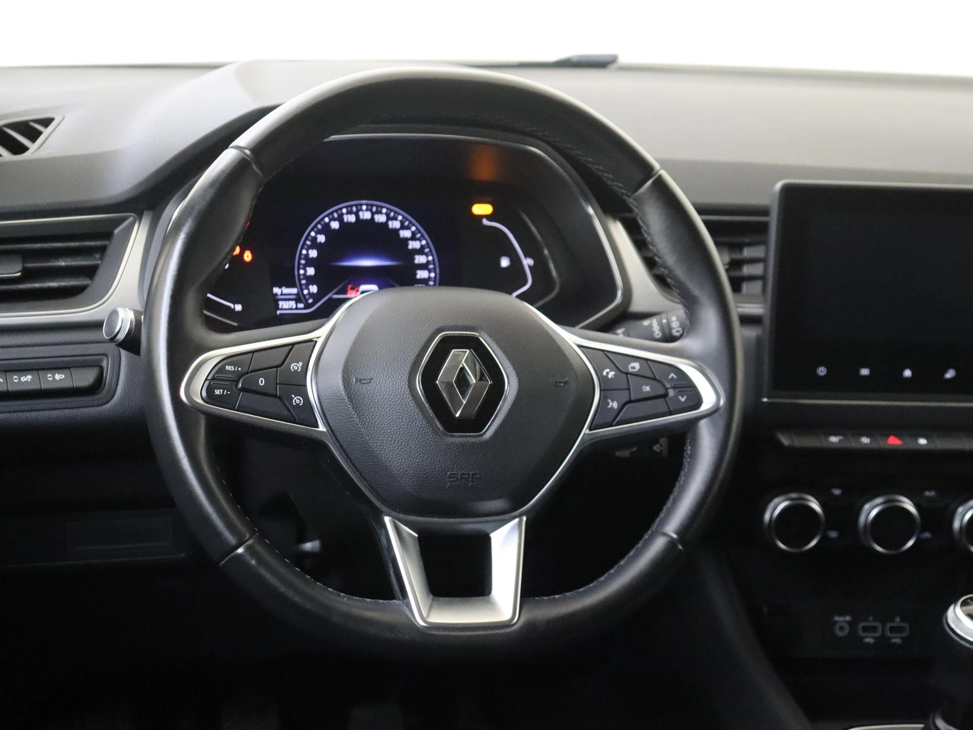Renault-Captur-image-9