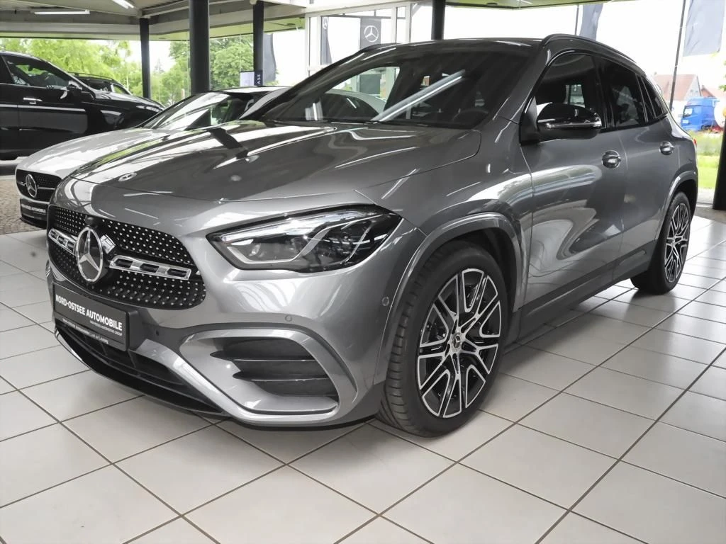 Mercedes-Benz-GLA 200 d-image-6