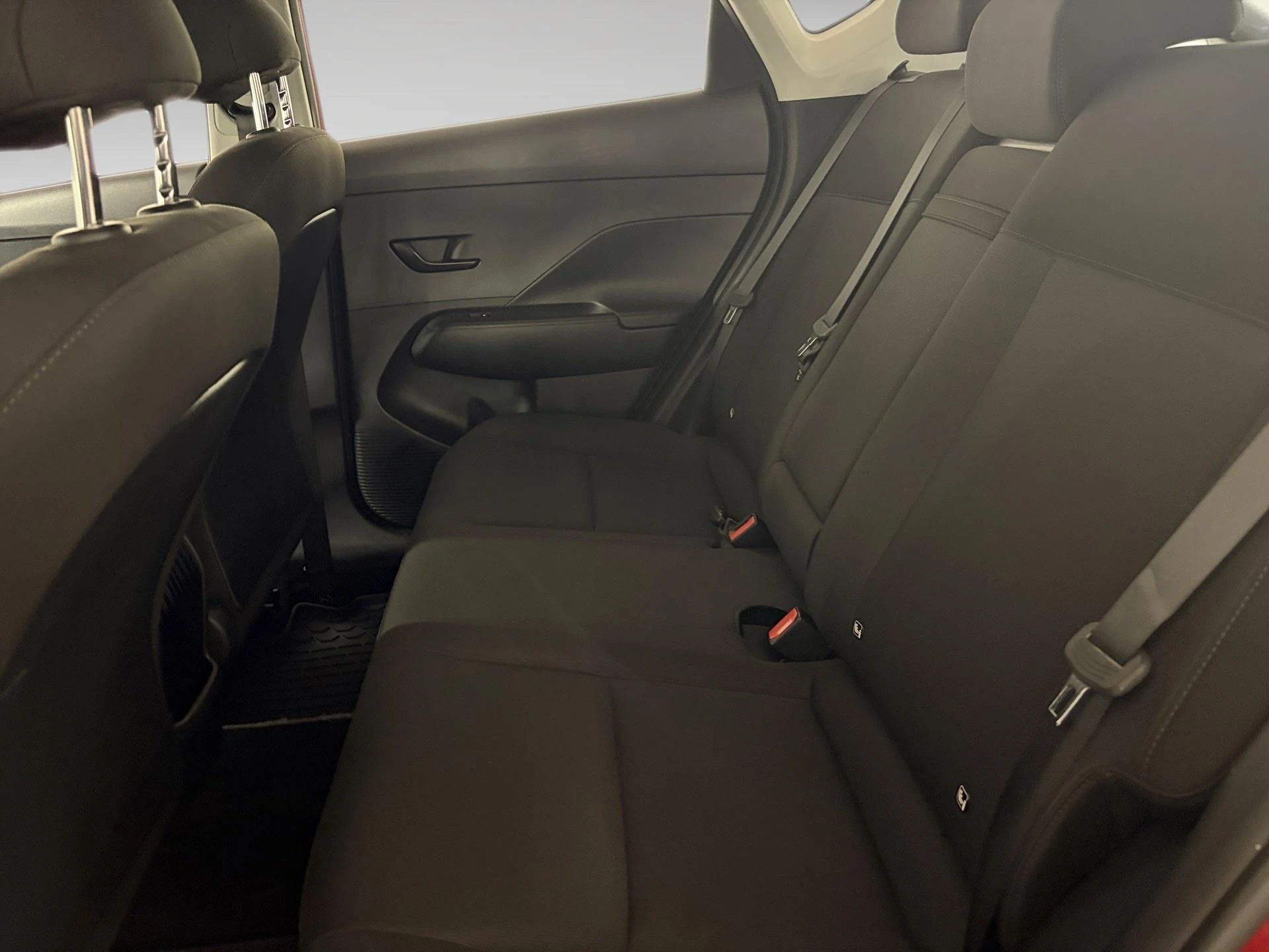 Hyundai-Kona-image-11