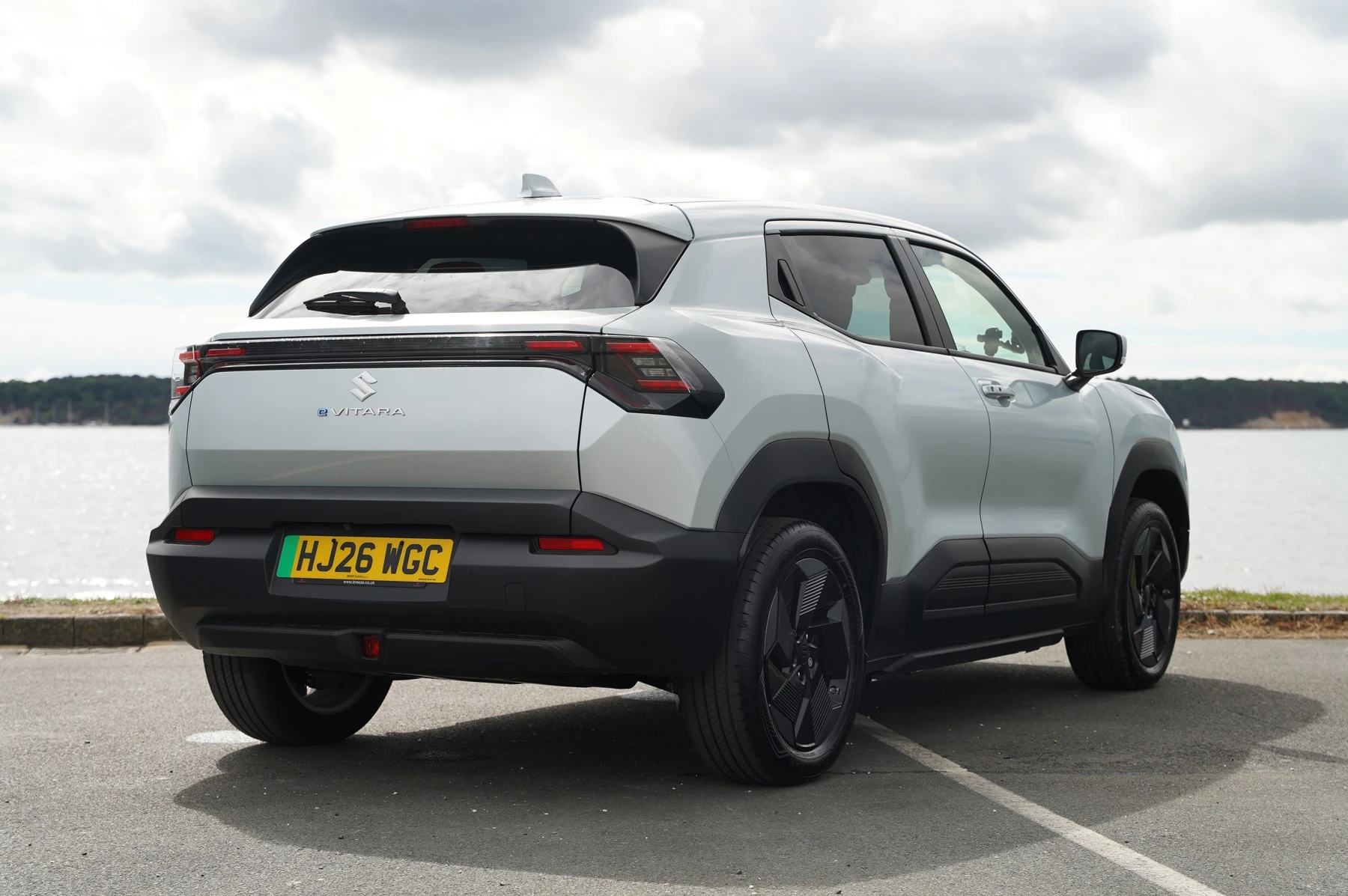 Suzuki-e Vitara-image-13